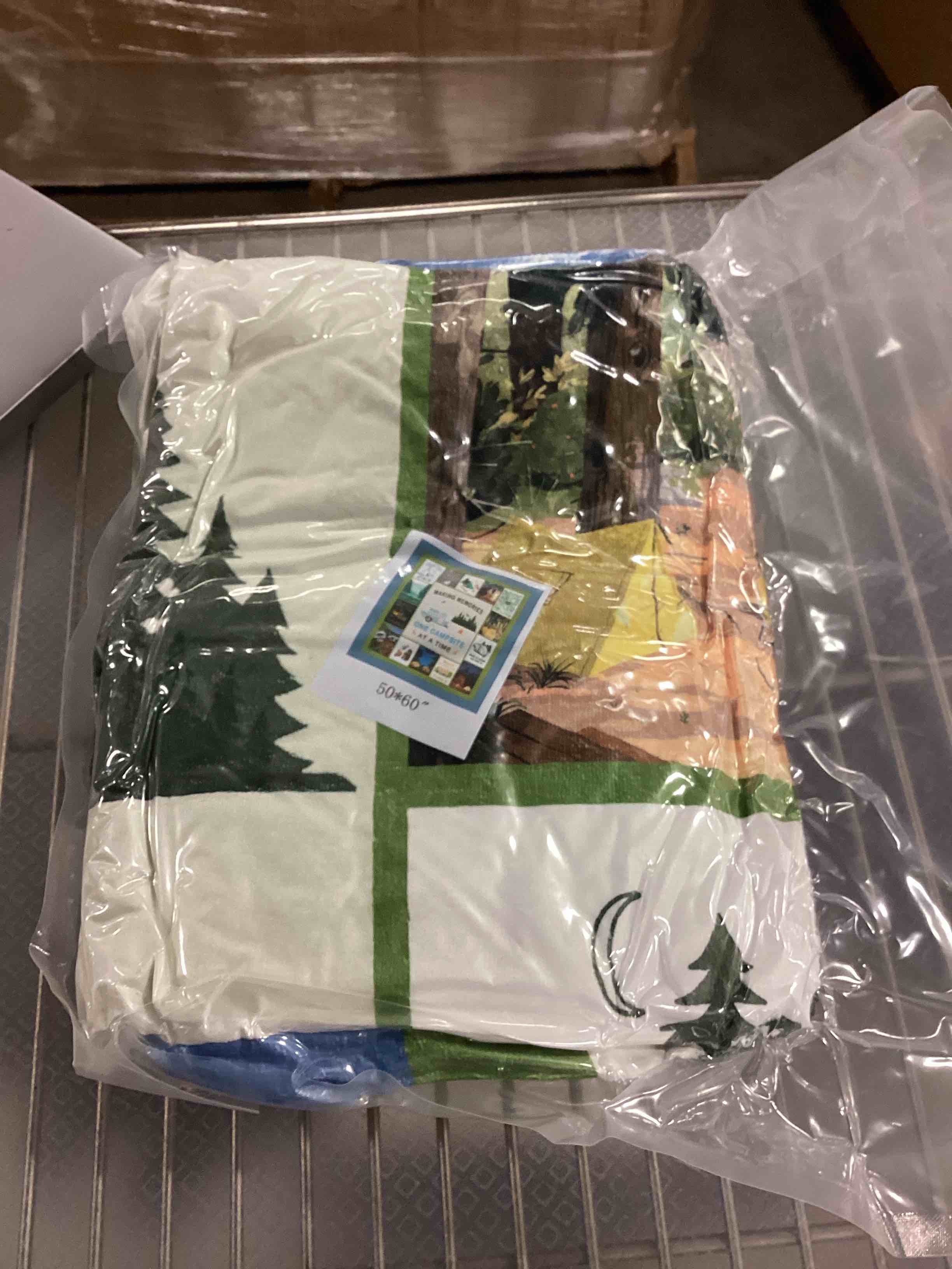 https://s3.amazonaws.com/lotting-images-prod/bidfta/GRA1752840_1752074300946.jpeg