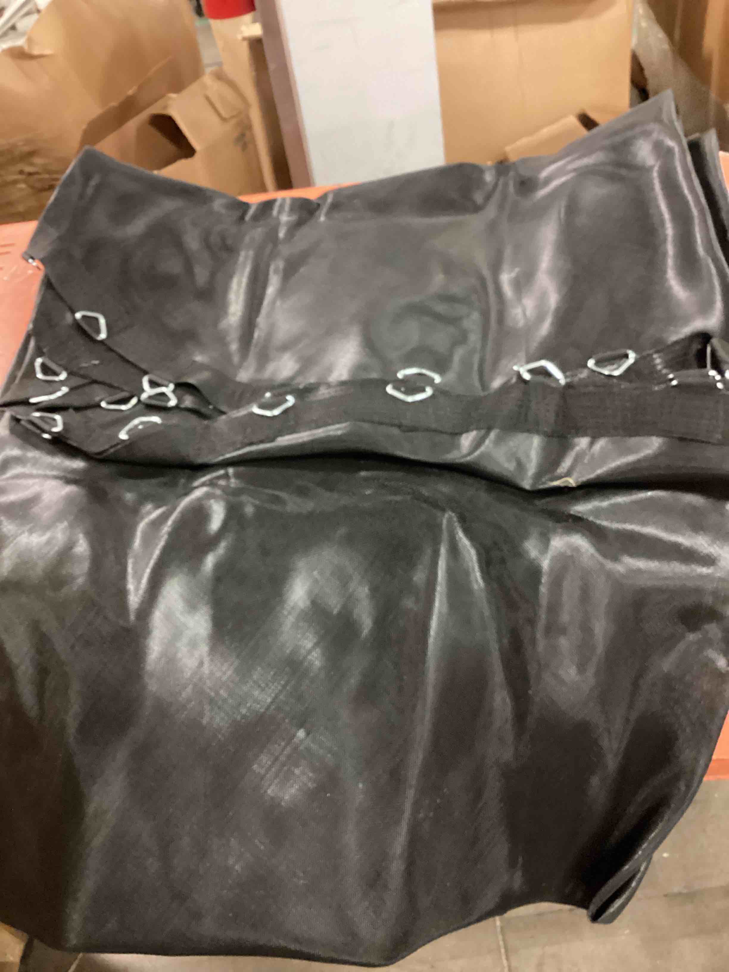 https://s3.amazonaws.com/lotting-images-prod/bidfta/GRA1752962_1752764109102.jpeg
