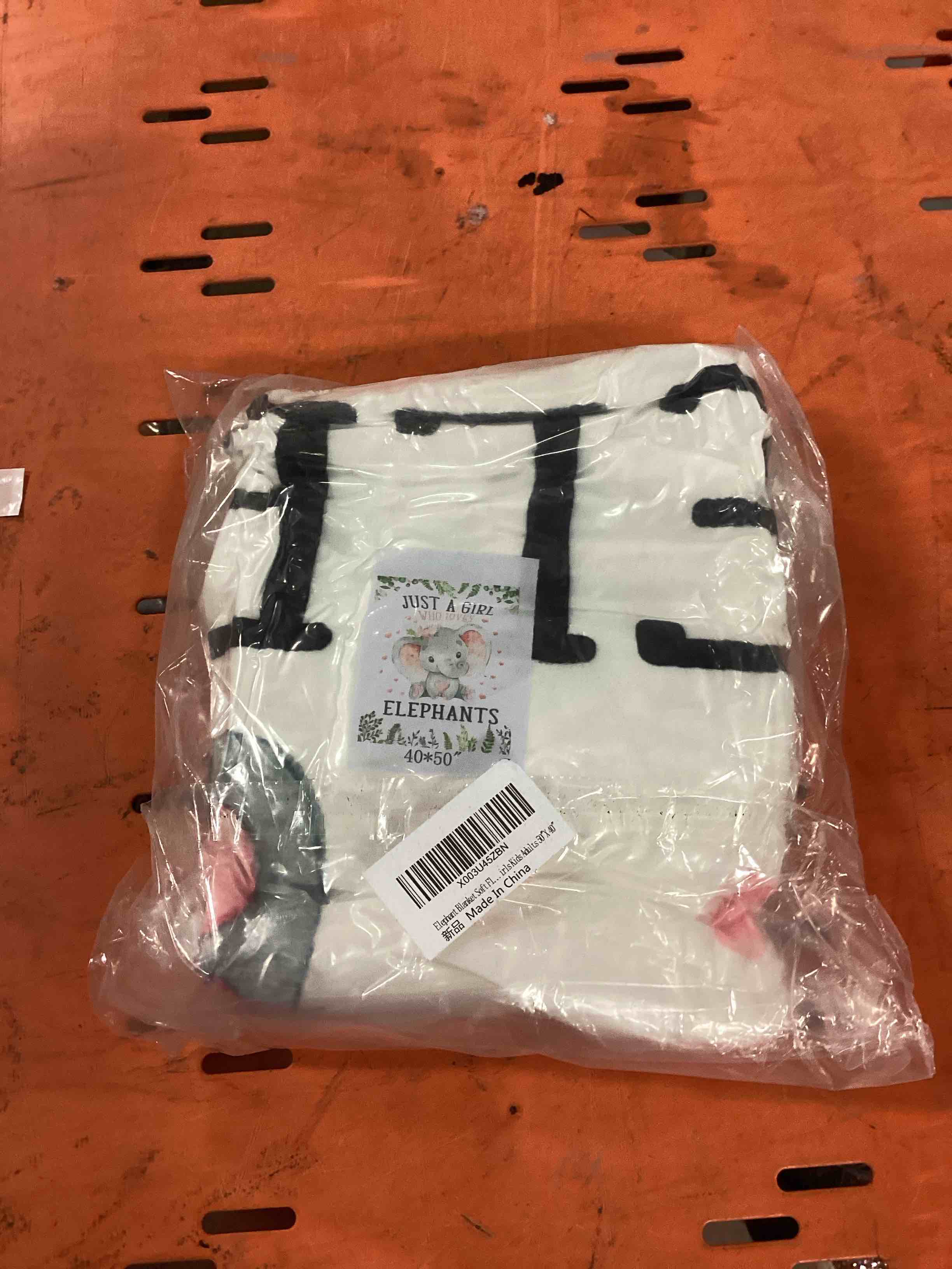 https://s3.amazonaws.com/lotting-images-prod/bidfta/GRA1752980_1752770552102.jpeg