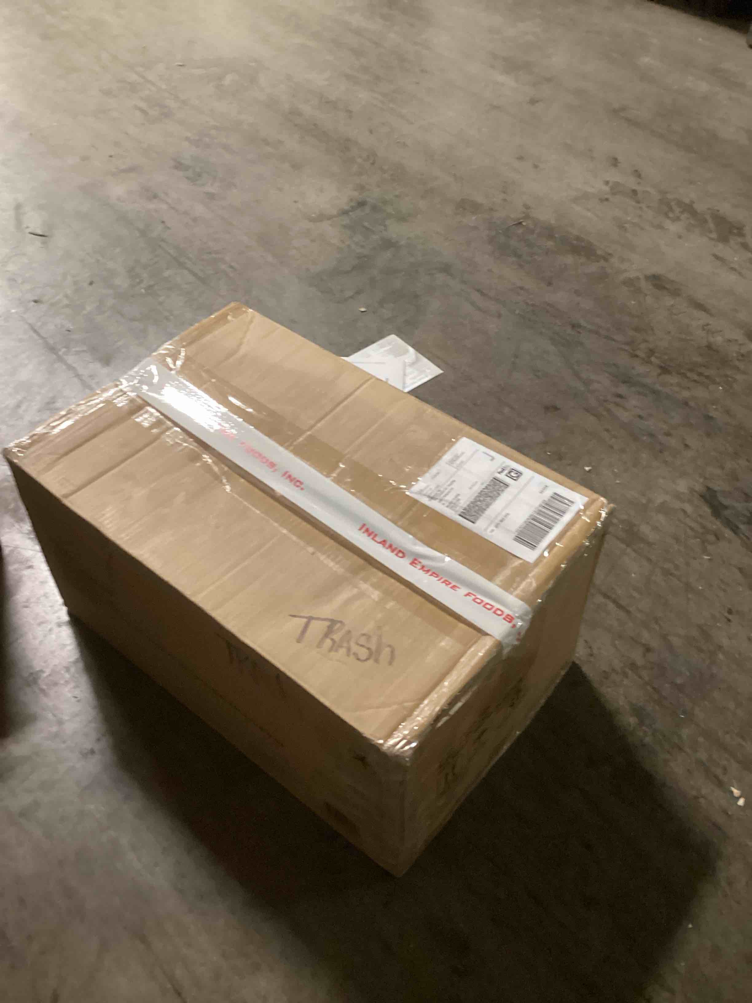 https://s3.amazonaws.com/lotting-images-prod/bidfta/GRA1757072_1740425400327.jpeg