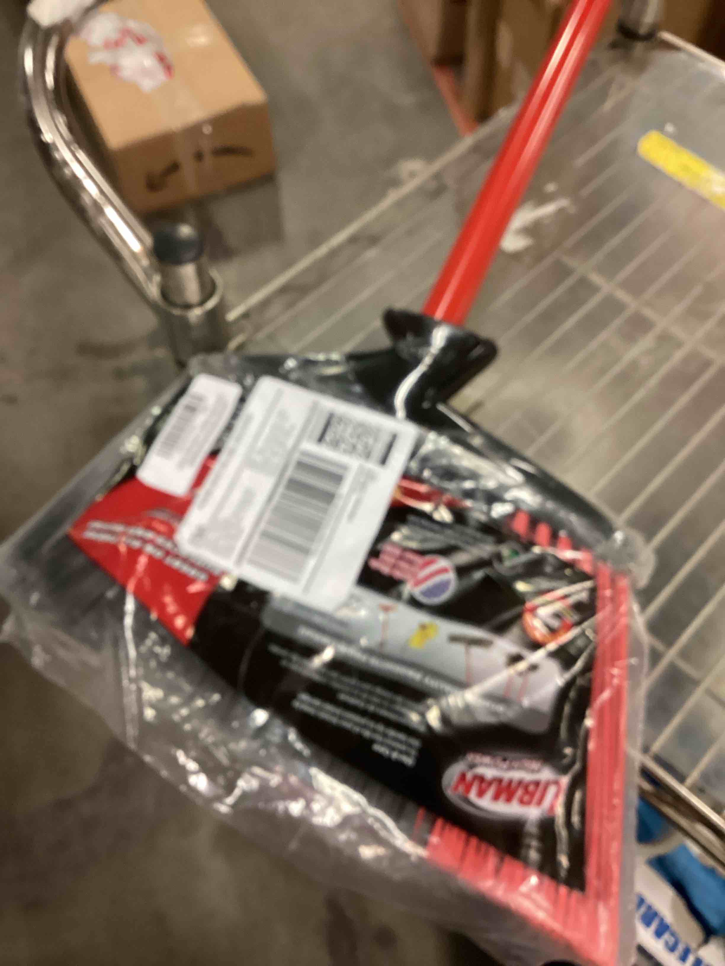 https://s3.amazonaws.com/lotting-images-prod/bidfta/GRA1759934_1738617992242.jpeg