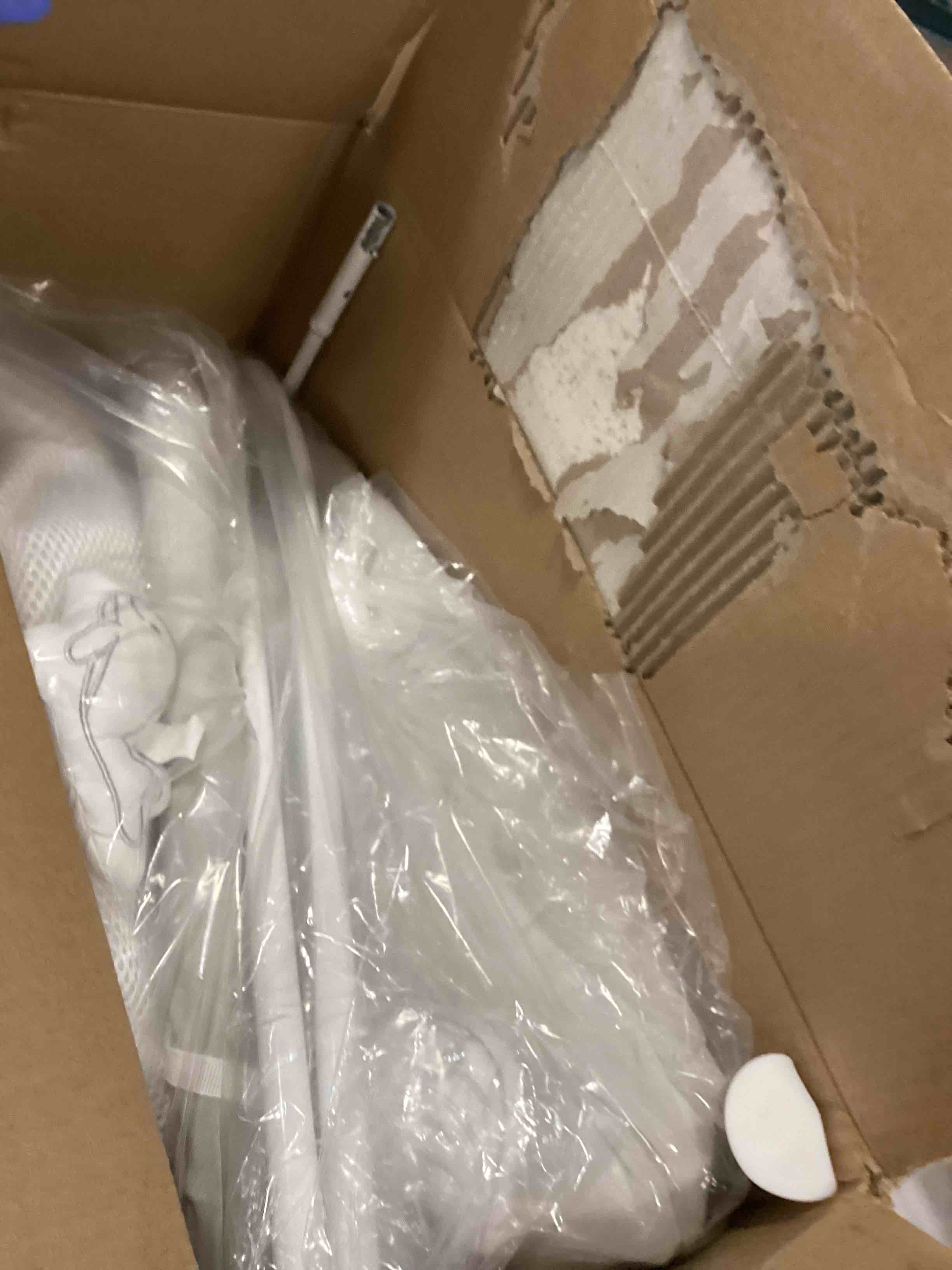 https://s3.amazonaws.com/lotting-images-prod/bidfta/GRA1768174_1736275787313.jpeg