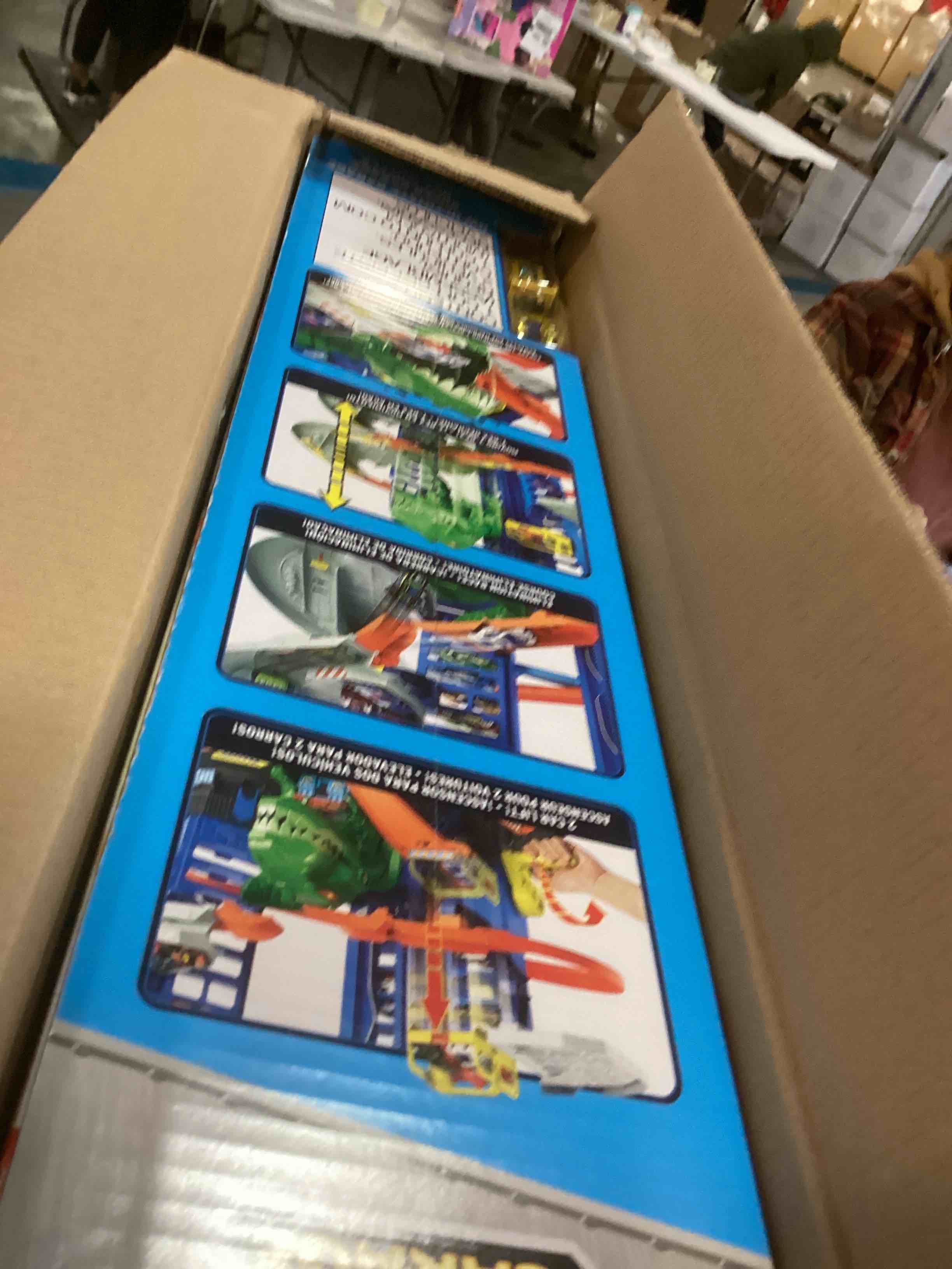 https://s3.amazonaws.com/lotting-images-prod/bidfta/GRA1768452_1736430016979.jpeg