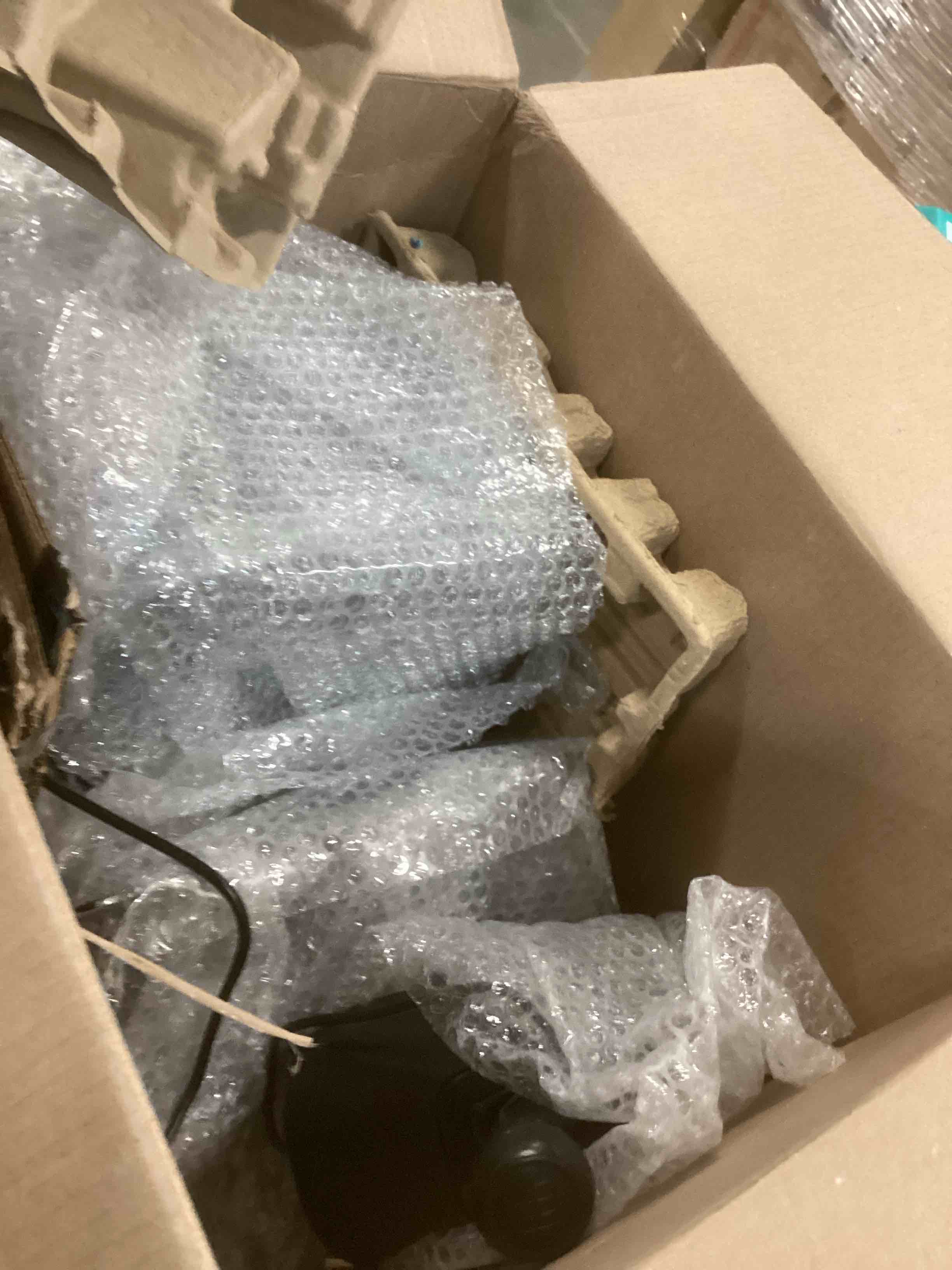 https://s3.amazonaws.com/lotting-images-prod/bidfta/GRA1769932_1737061287653.jpeg