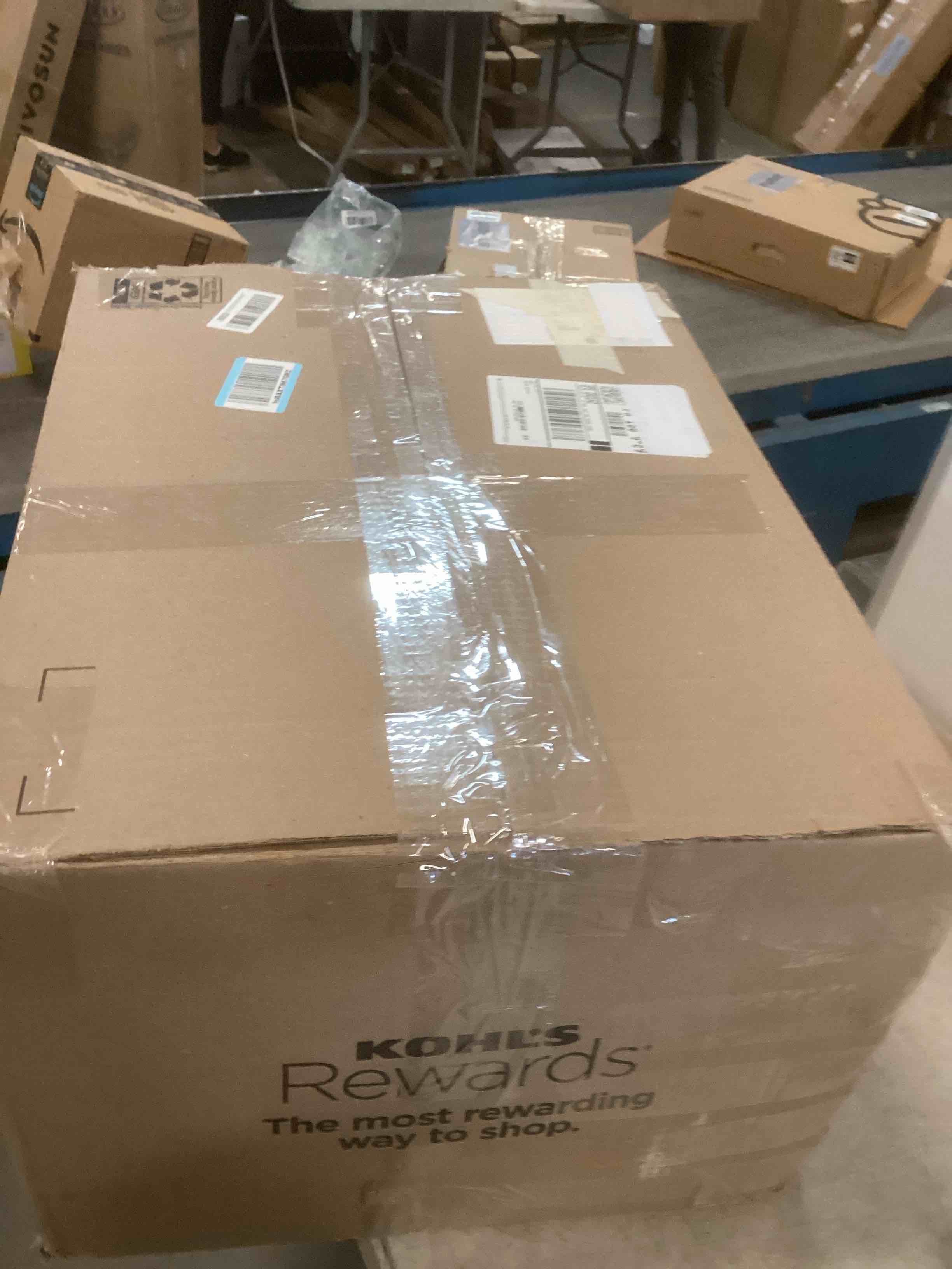 https://s3.amazonaws.com/lotting-images-prod/bidfta/GRA1770050_1737129592896.jpeg