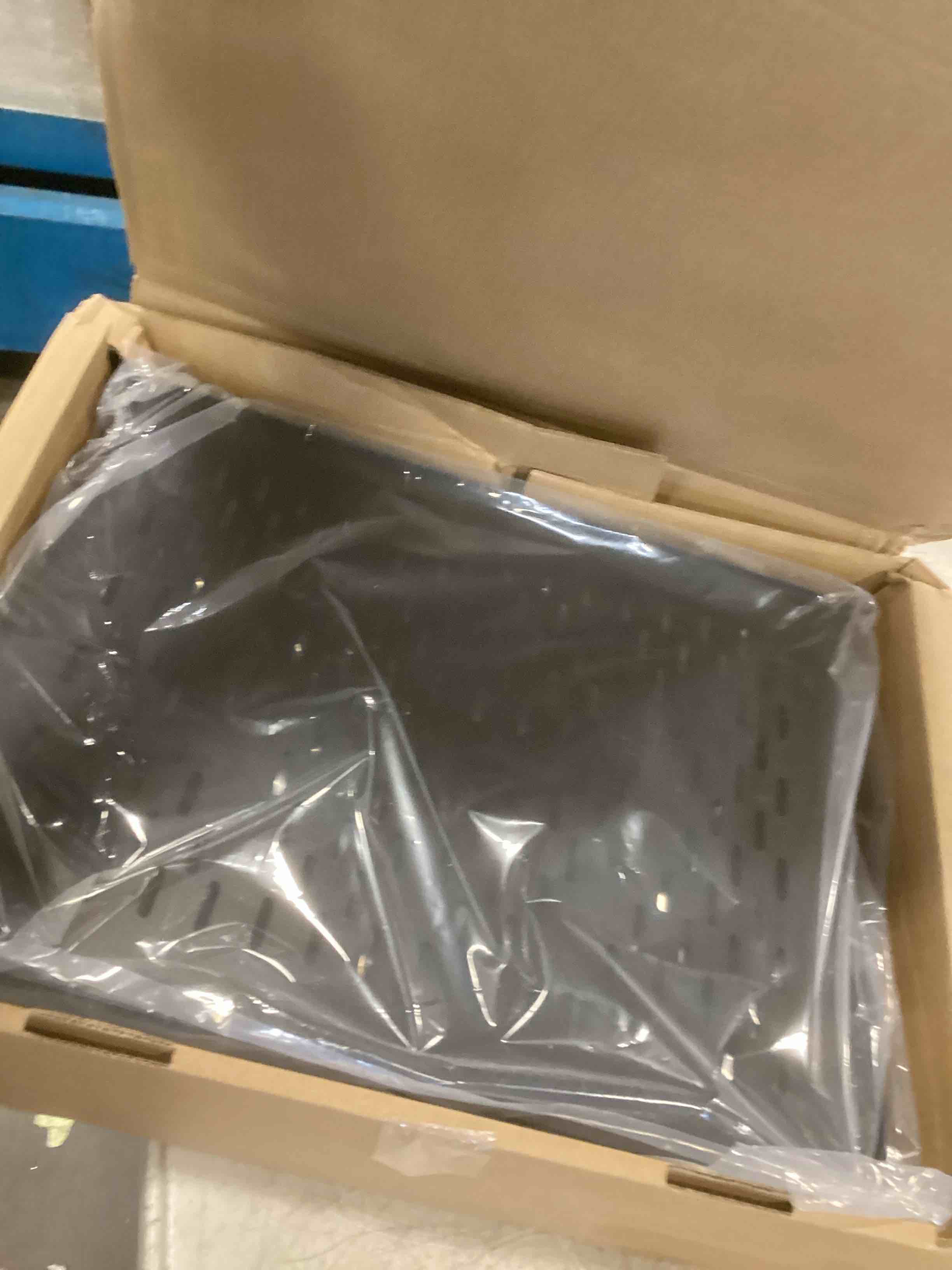 https://s3.amazonaws.com/lotting-images-prod/bidfta/GRA1770066_1737132194998.jpeg