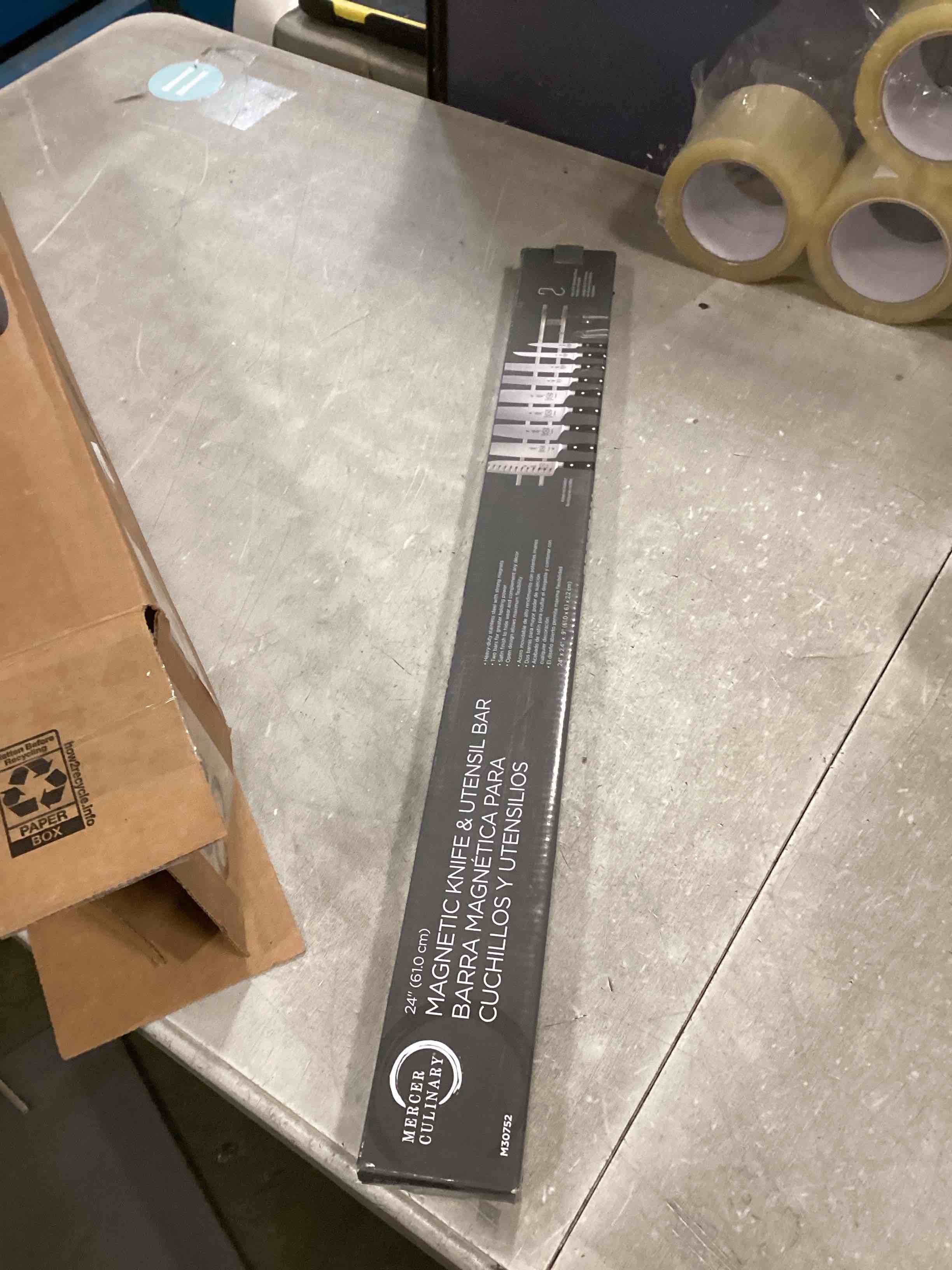 https://s3.amazonaws.com/lotting-images-prod/bidfta/GRA1770382_1737476910964.jpeg