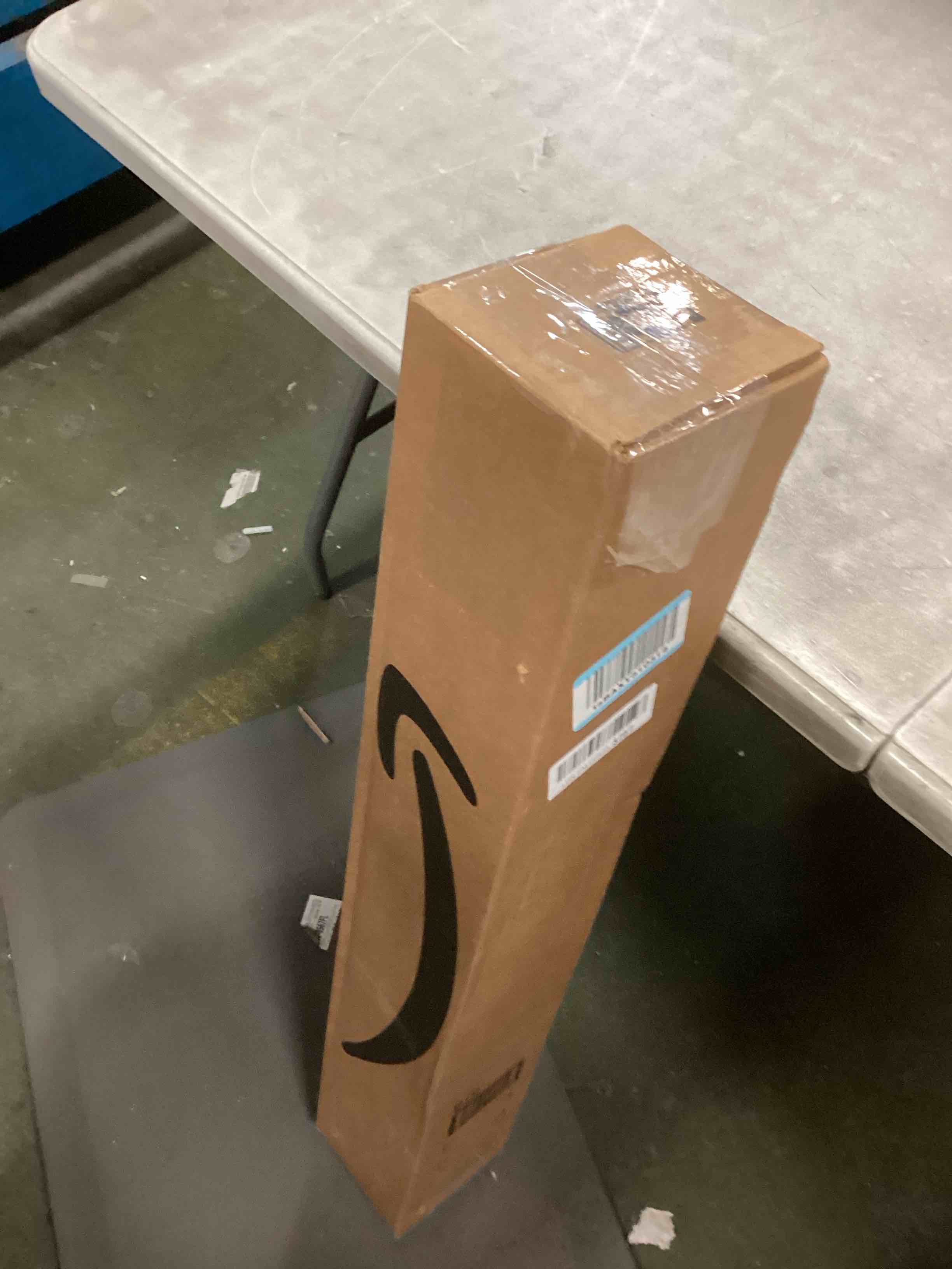 https://s3.amazonaws.com/lotting-images-prod/bidfta/GRA1770382_1737476931336.jpeg