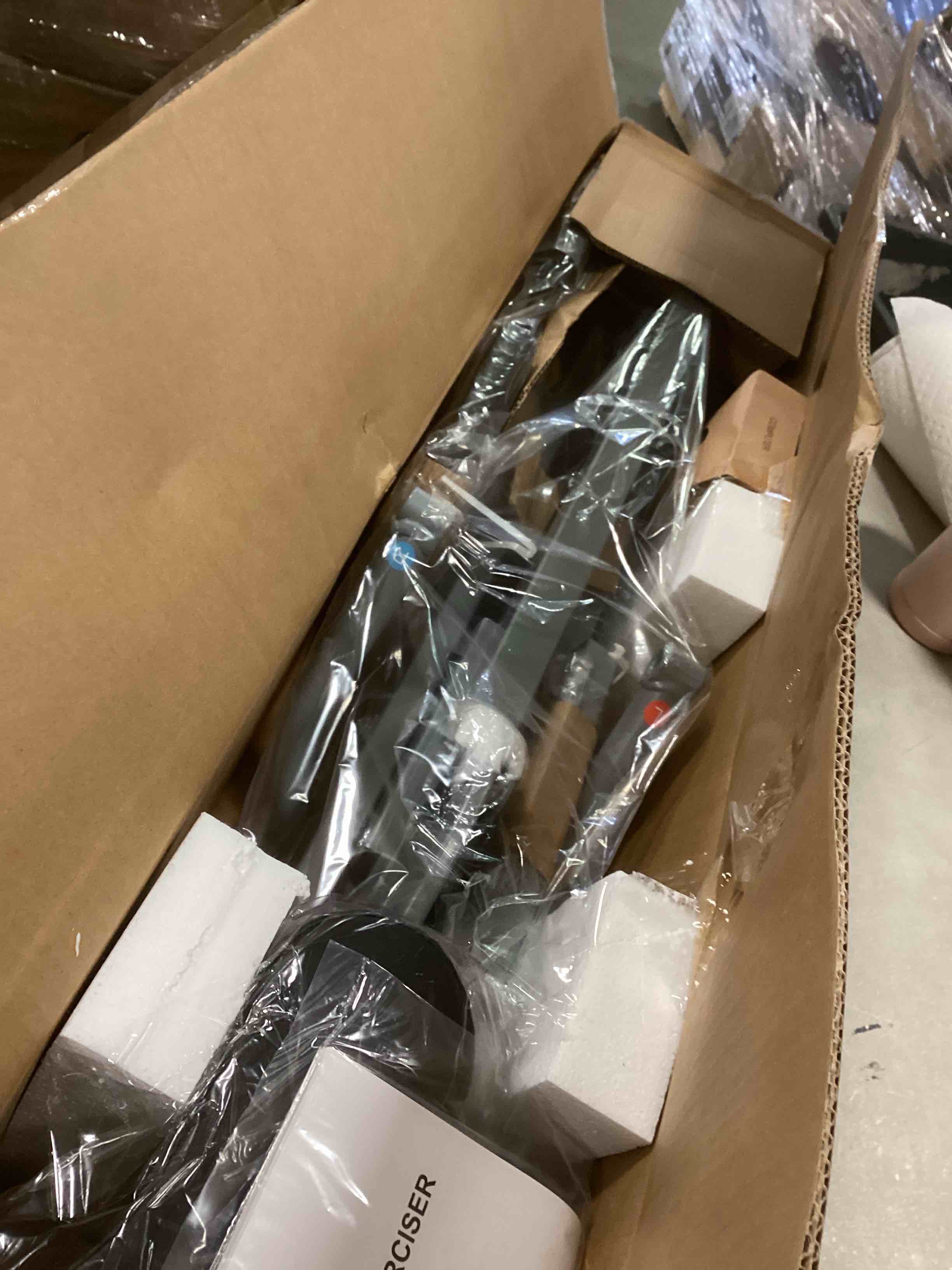 https://s3.amazonaws.com/lotting-images-prod/bidfta/GRA1770574_1737555899809.jpeg