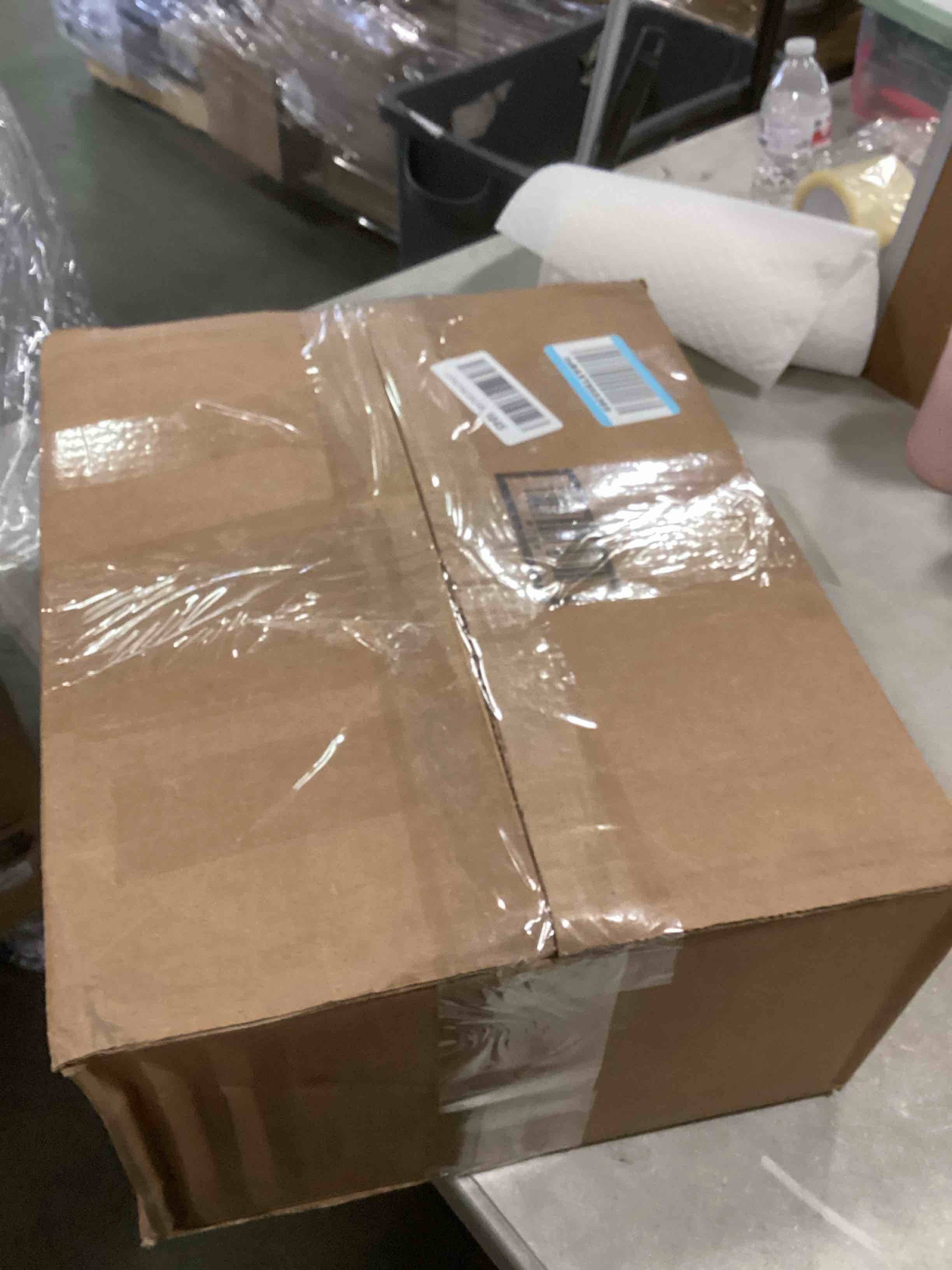 https://s3.amazonaws.com/lotting-images-prod/bidfta/GRA1770590_1737557313335.jpeg