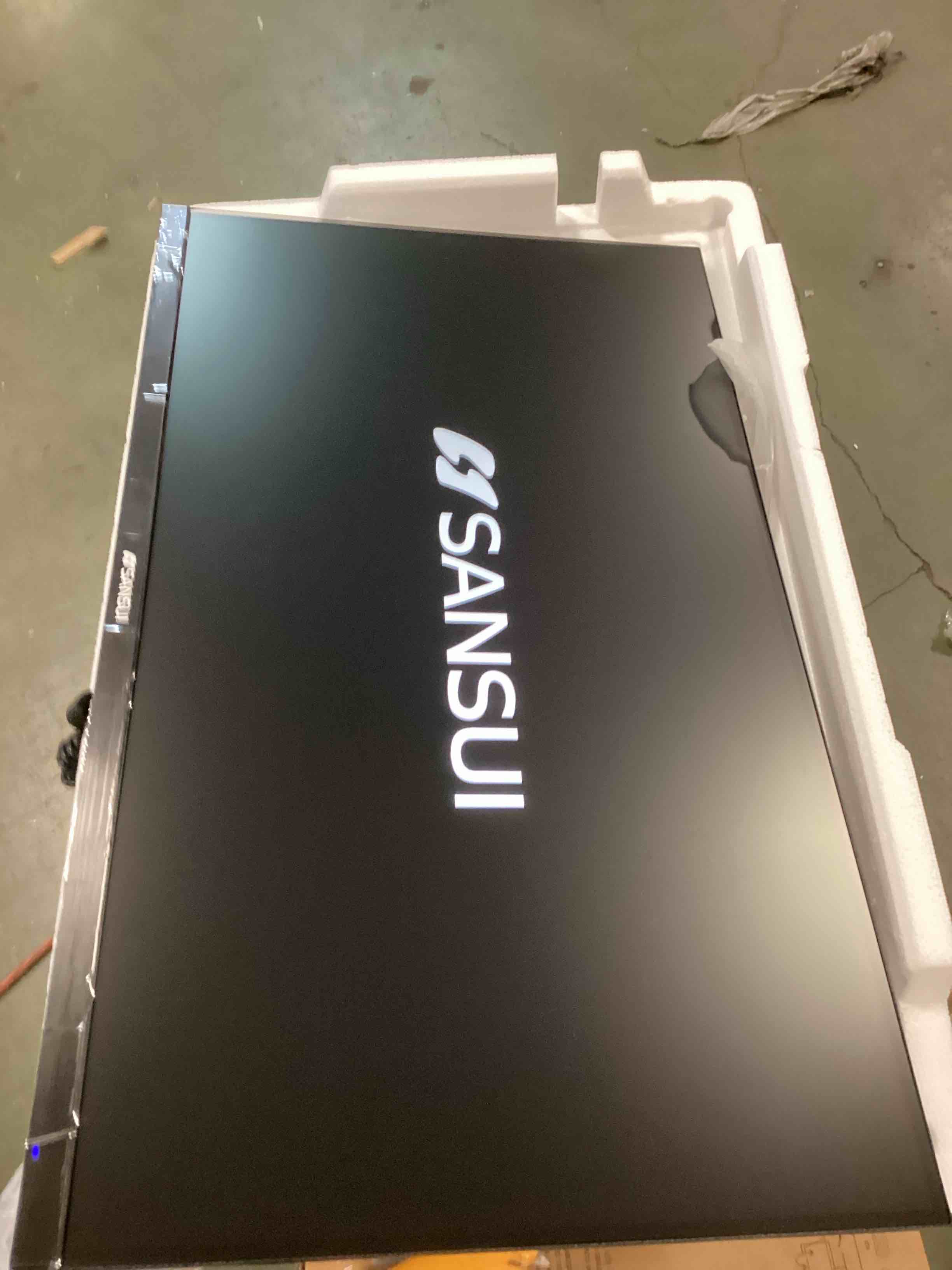 https://s3.amazonaws.com/lotting-images-prod/bidfta/GRA1770910_1738003010409.jpeg