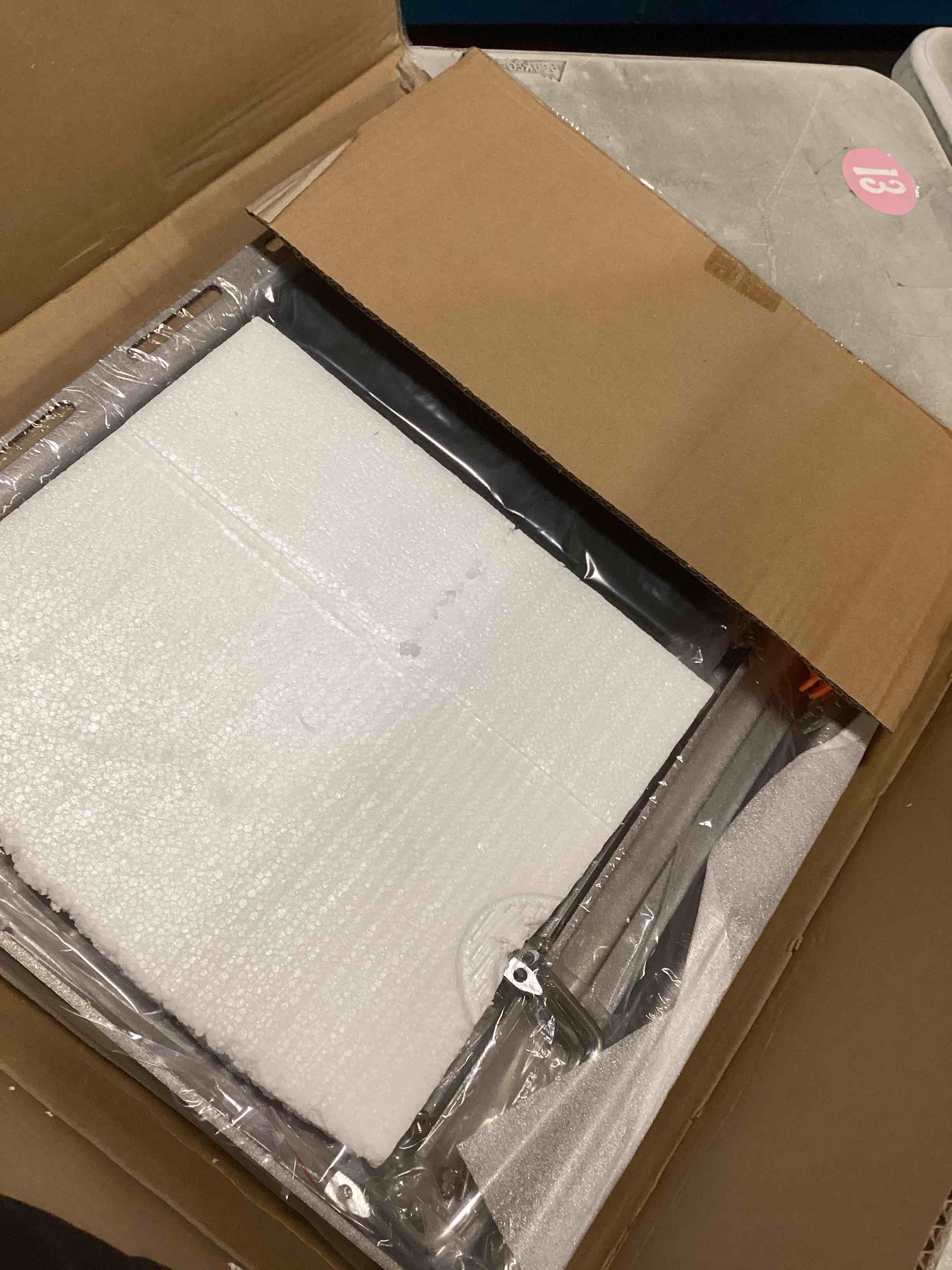 https://s3.amazonaws.com/lotting-images-prod/bidfta/GRA1770927_1737651937586.jpeg