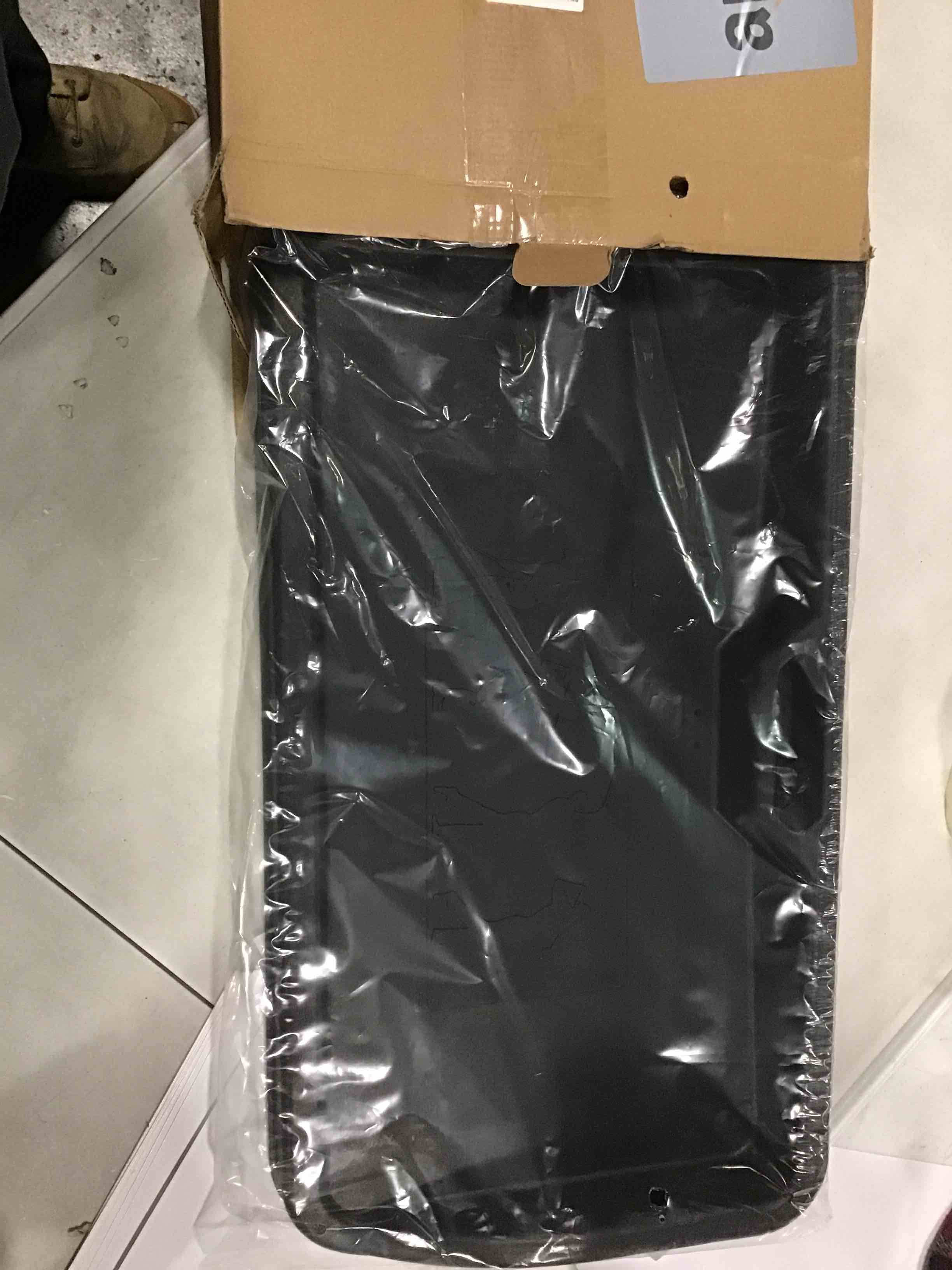 https://s3.amazonaws.com/lotting-images-prod/bidfta/GRA1771278_1736369695526.jpeg
