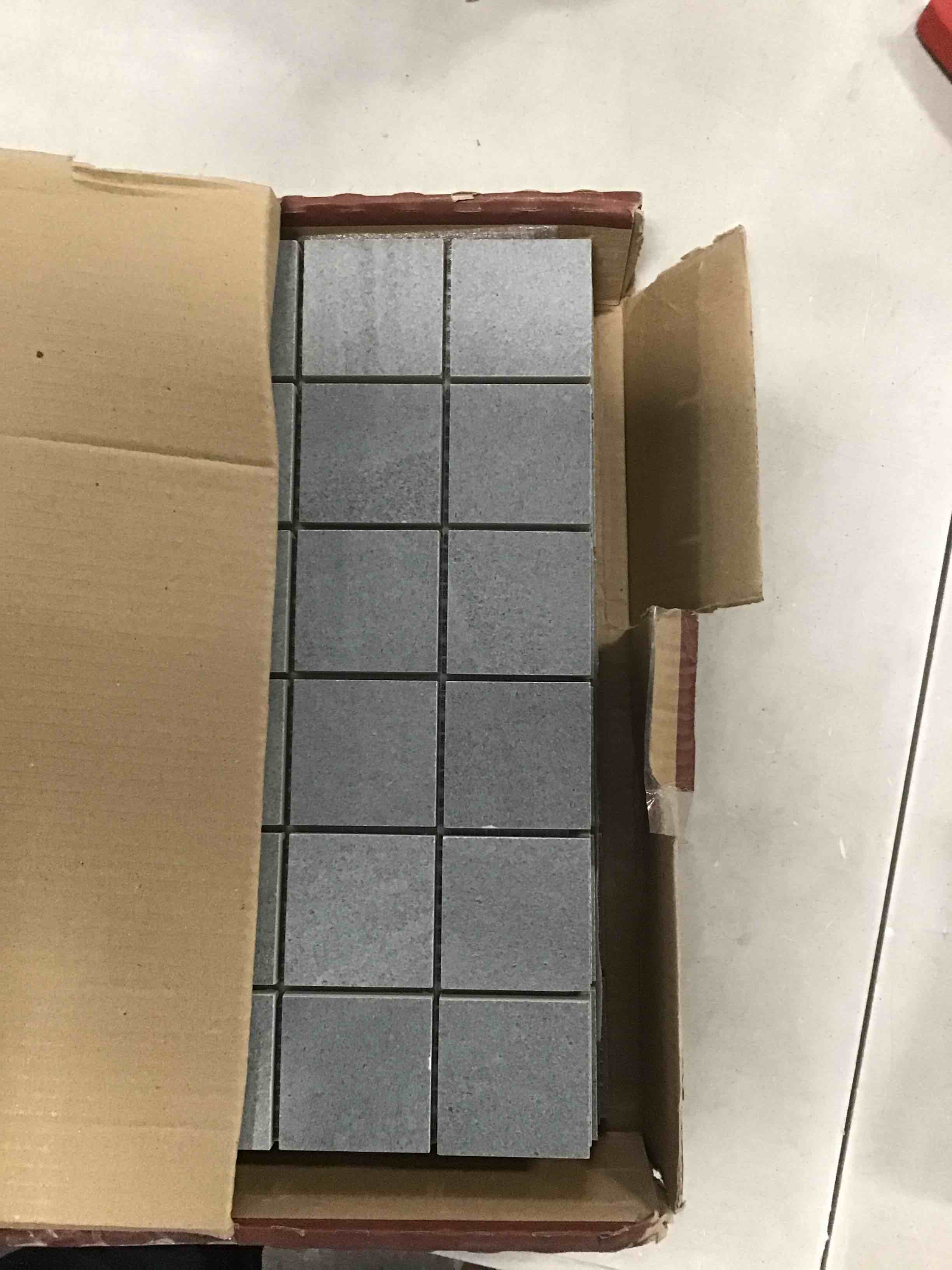 https://s3.amazonaws.com/lotting-images-prod/bidfta/GRA1771335_1736439006684.jpeg