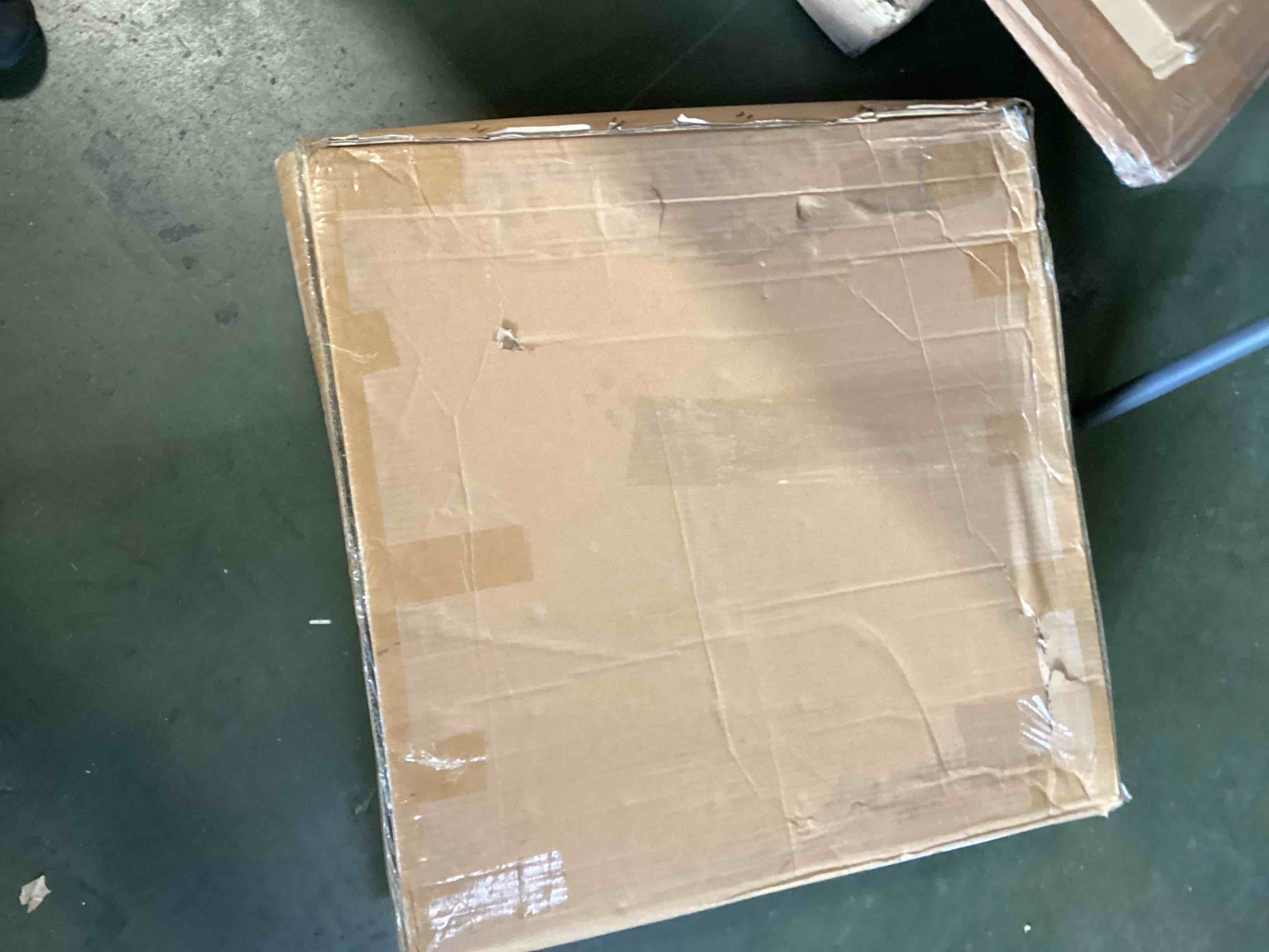 https://s3.amazonaws.com/lotting-images-prod/bidfta/GRA1771526_1737036386480.jpeg