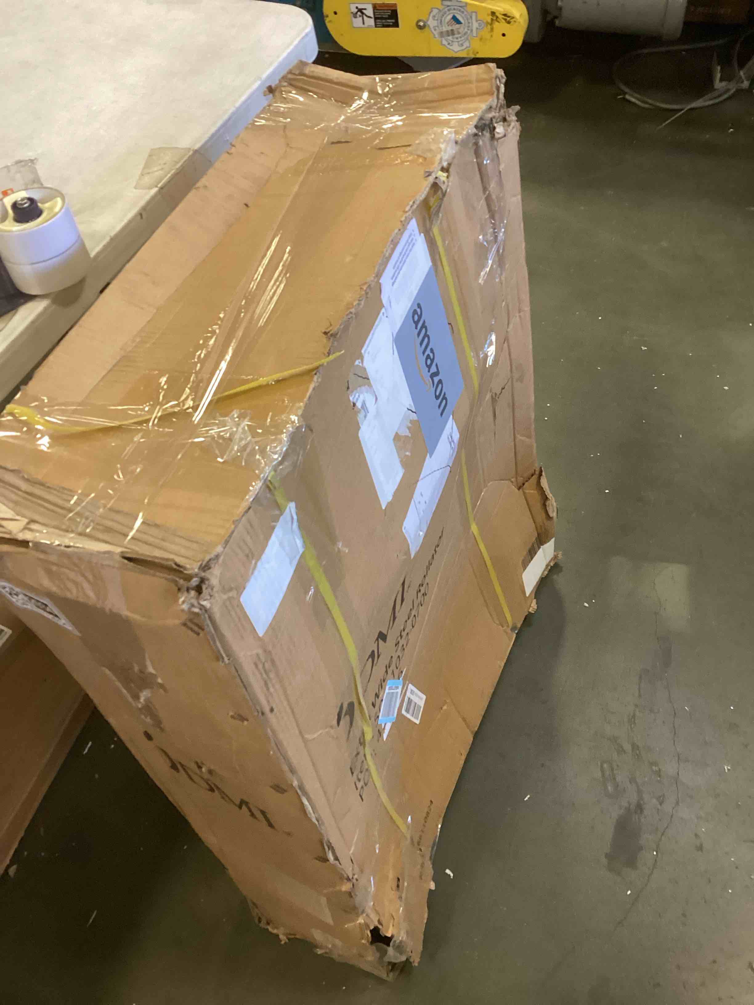 https://s3.amazonaws.com/lotting-images-prod/bidfta/GRA1772034_1737407408448.jpeg