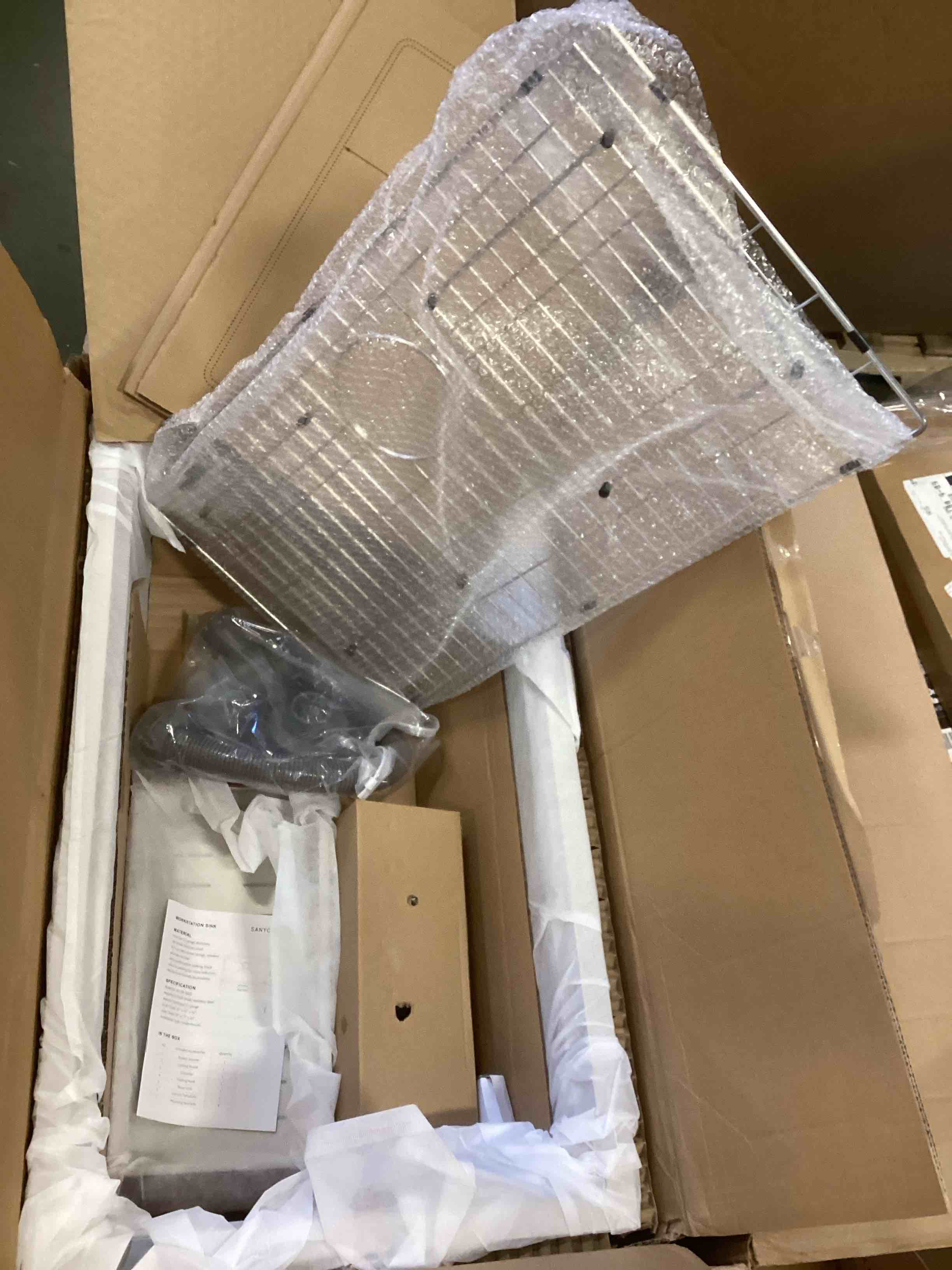 https://s3.amazonaws.com/lotting-images-prod/bidfta/GRA1772035_1737407510469.jpeg