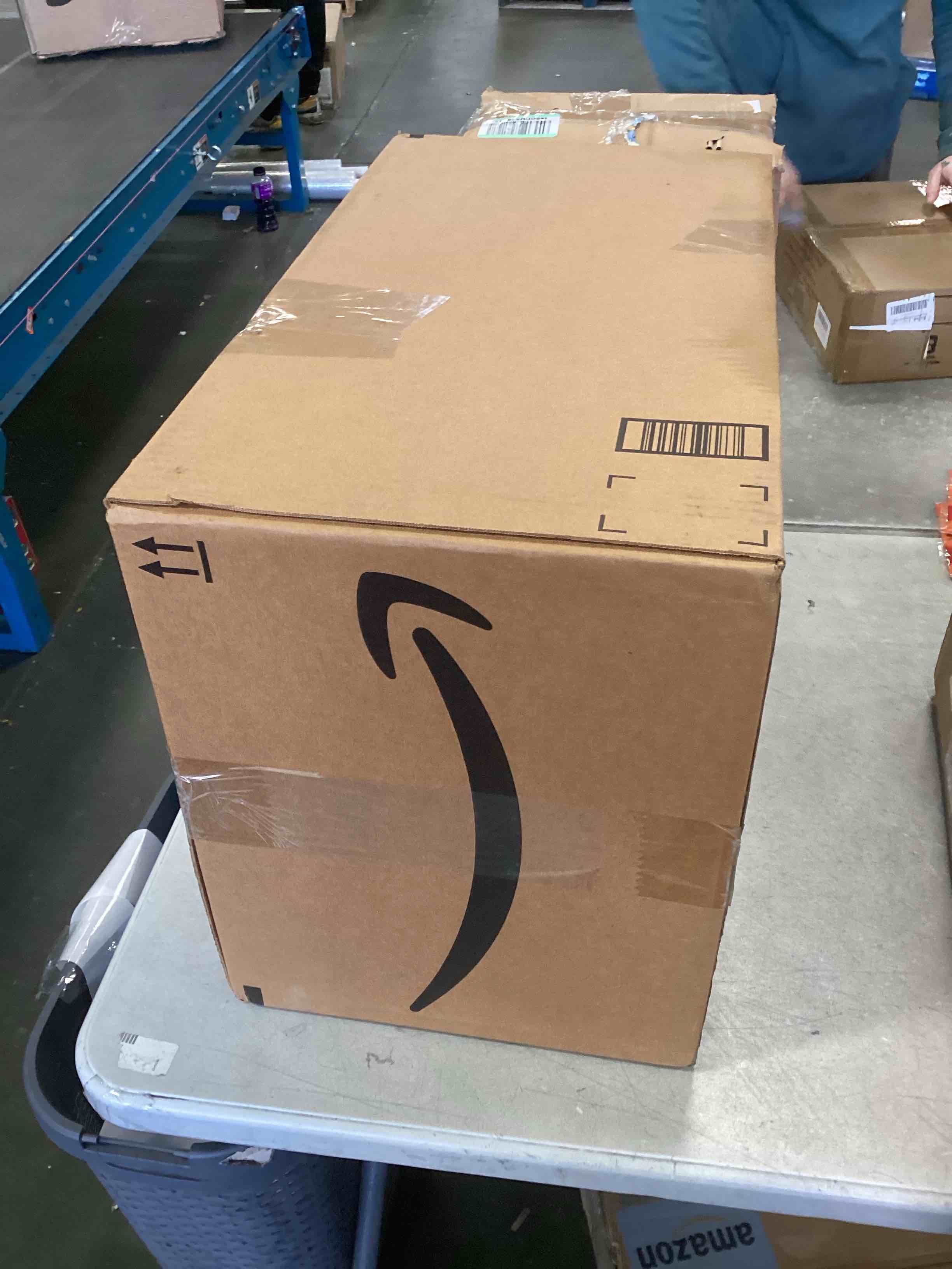 https://s3.amazonaws.com/lotting-images-prod/bidfta/GRA1772318_1737999537342.jpeg