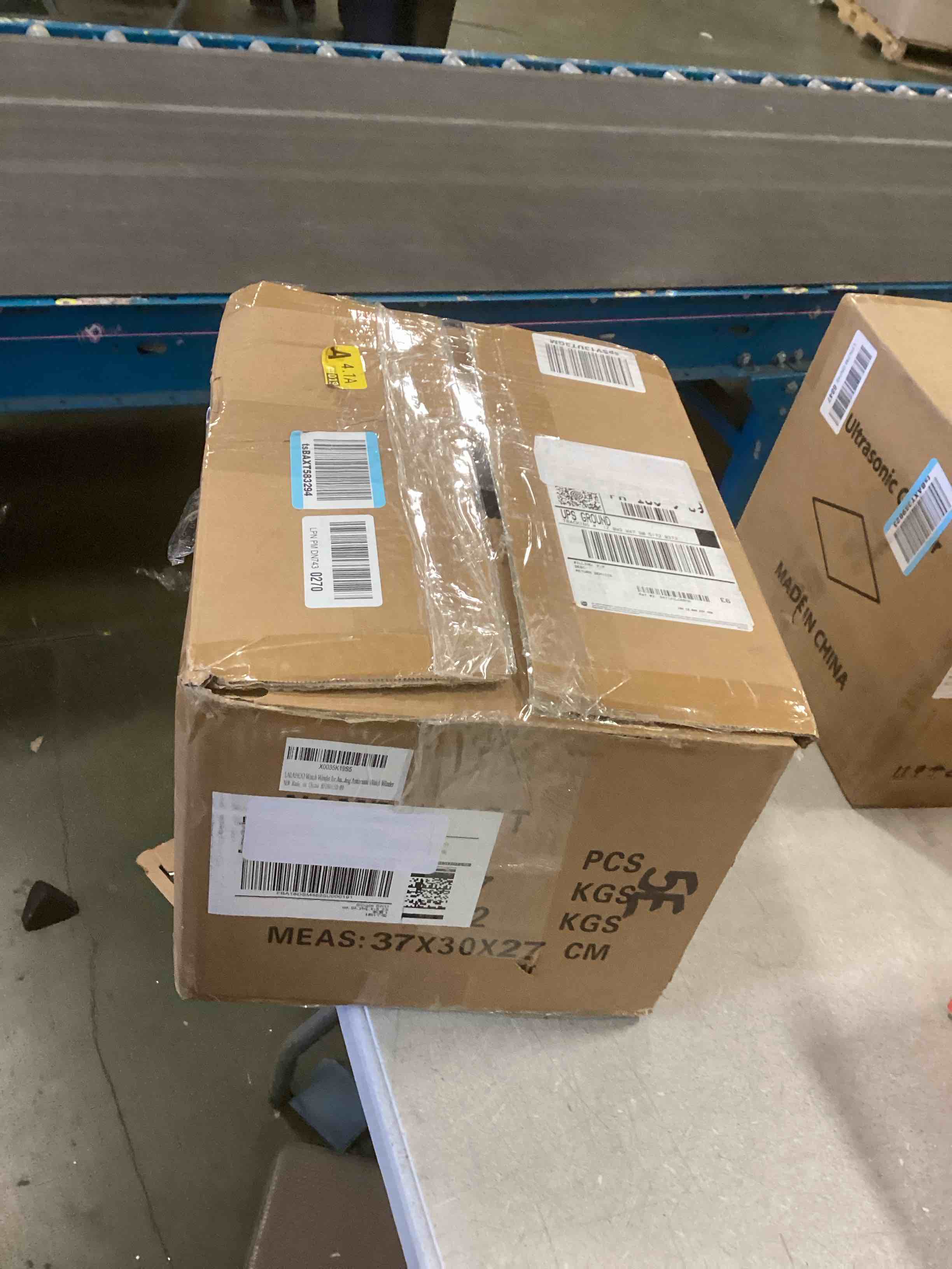 https://s3.amazonaws.com/lotting-images-prod/bidfta/GRA1772404_1738011570308.jpeg