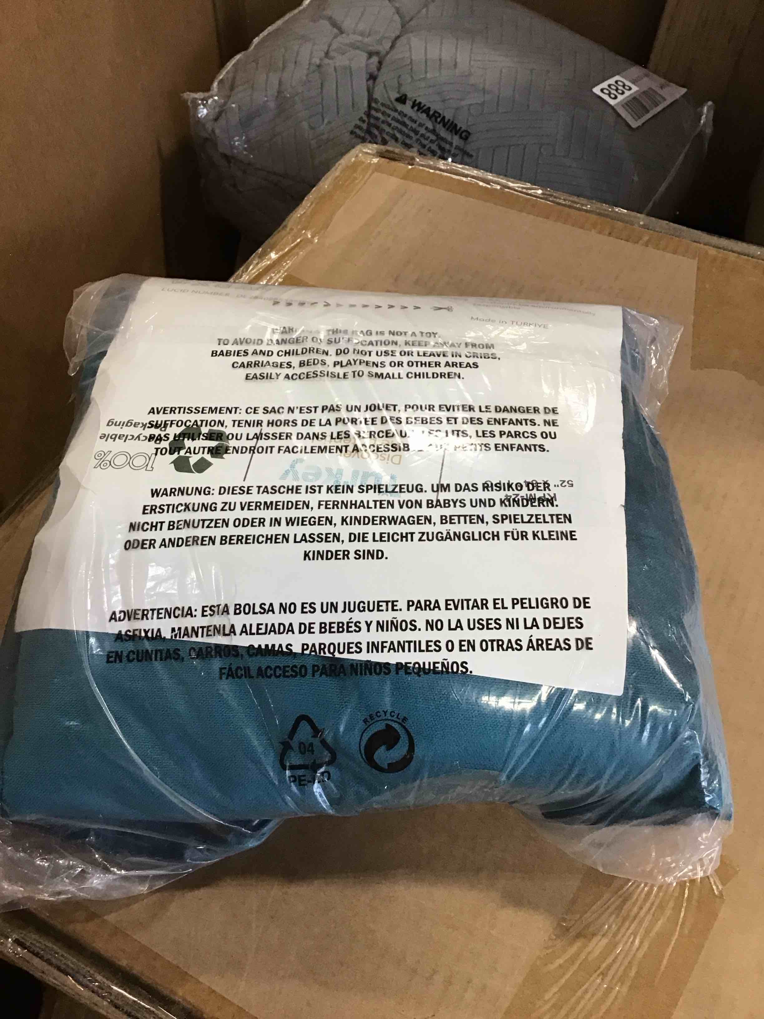 https://s3.amazonaws.com/lotting-images-prod/bidfta/GRA1772707_1739304996409.jpeg