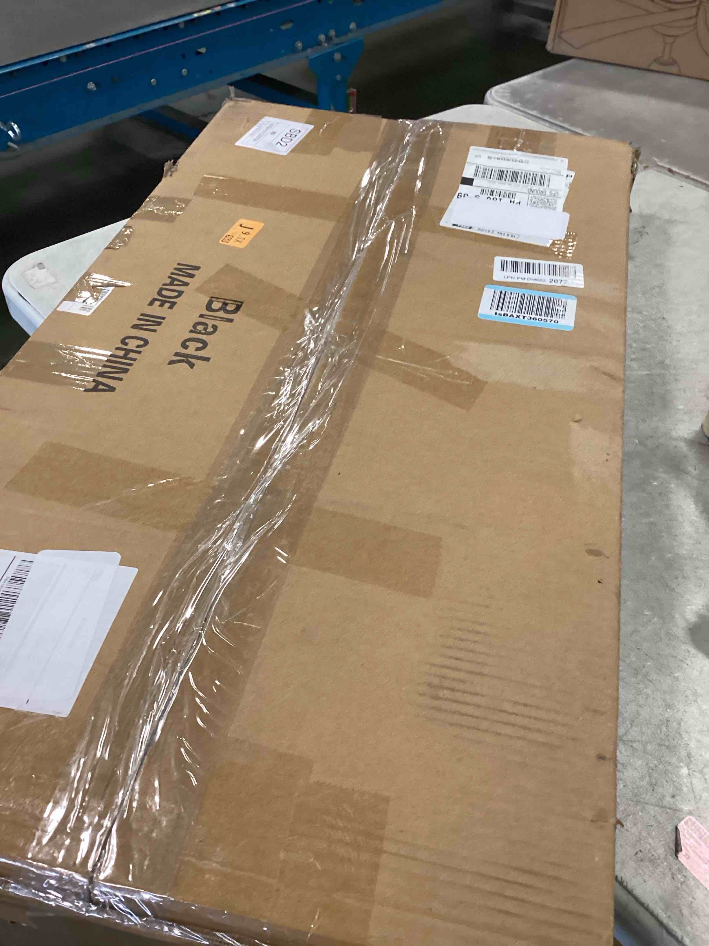 https://s3.amazonaws.com/lotting-images-prod/bidfta/GRA1773092_1740405177164.jpeg