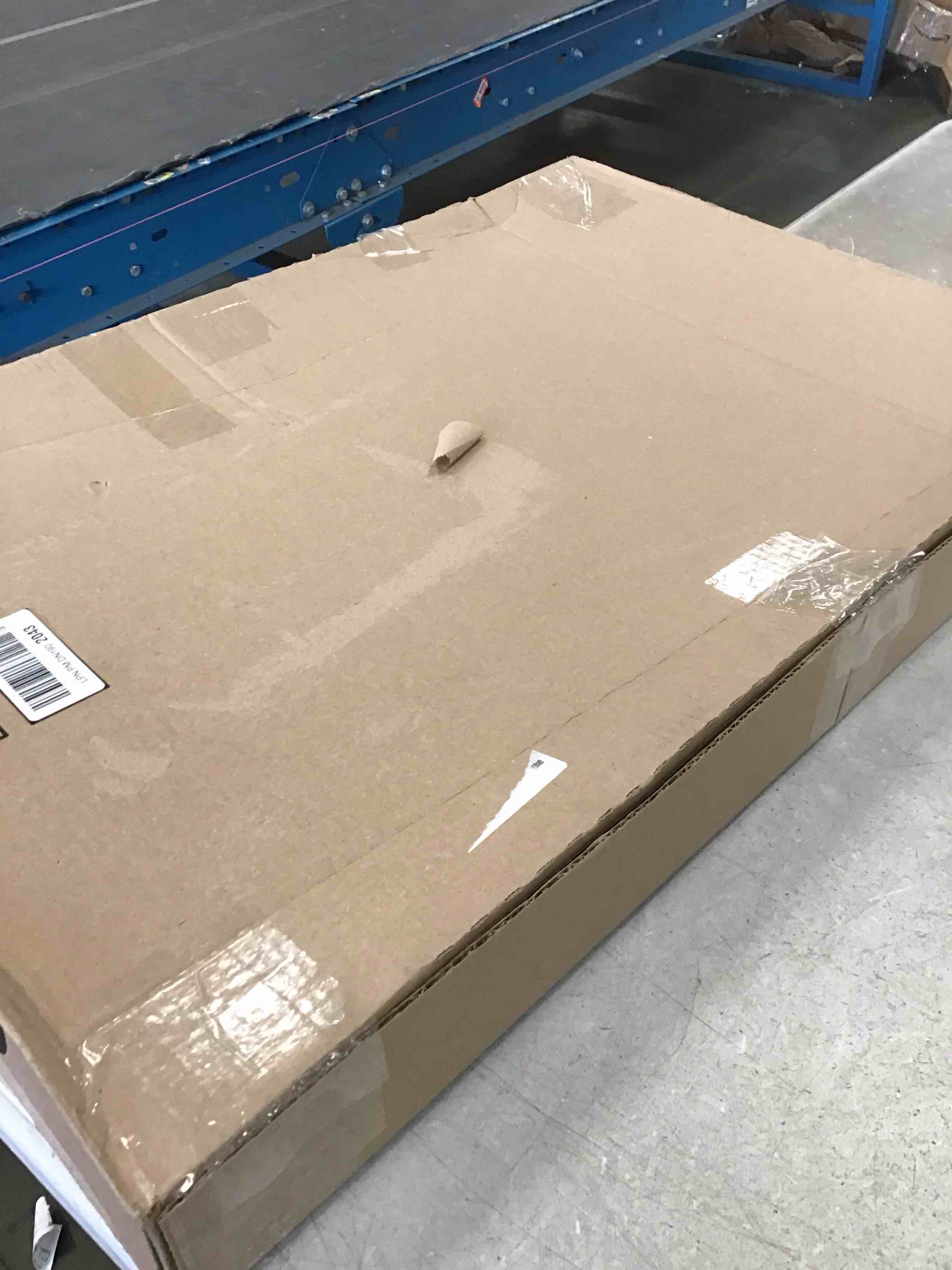 https://s3.amazonaws.com/lotting-images-prod/bidfta/GRA1773711_1740752000340.jpeg