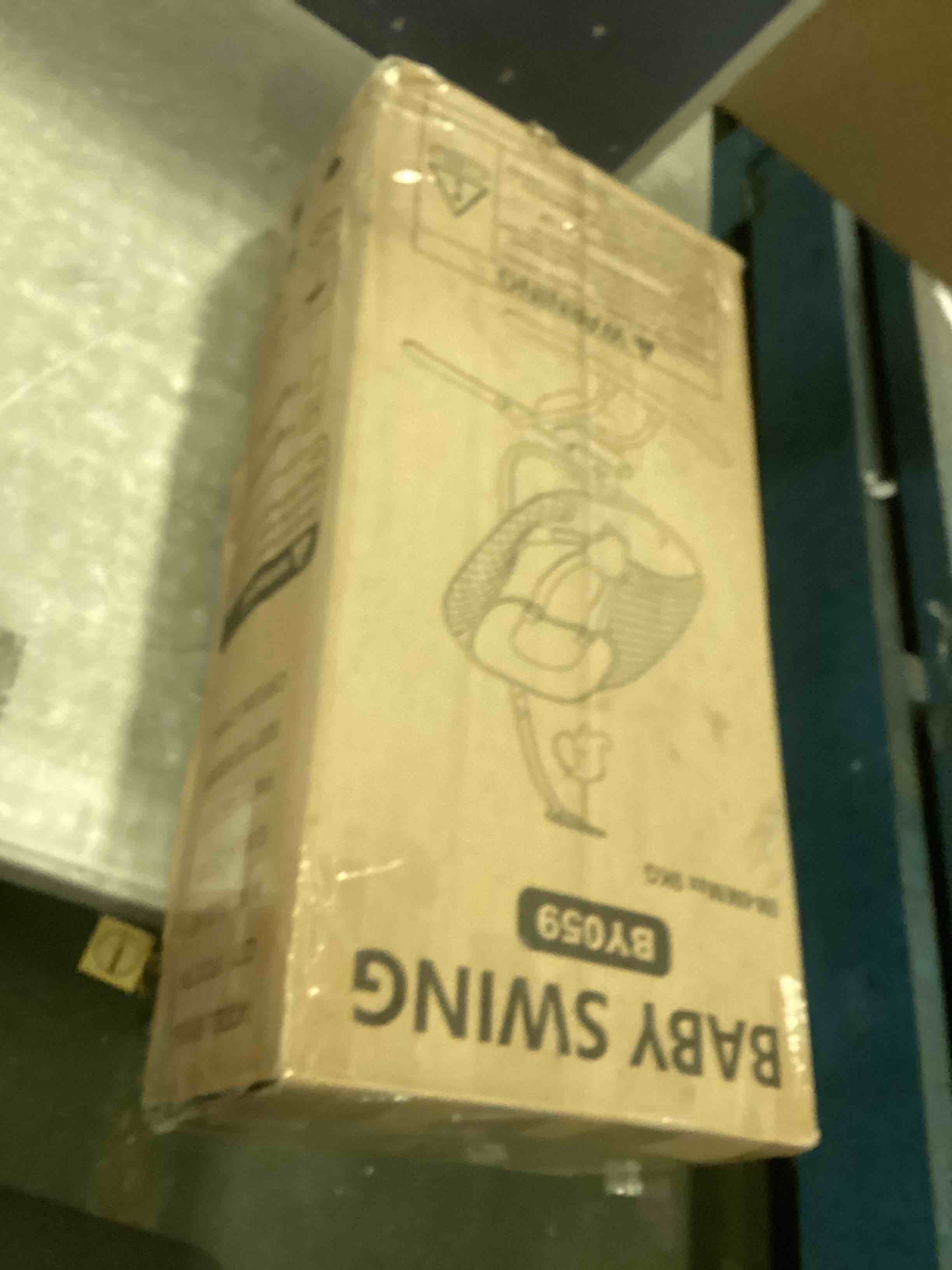 https://s3.amazonaws.com/lotting-images-prod/bidfta/GRA1774267_1738962575593.jpeg