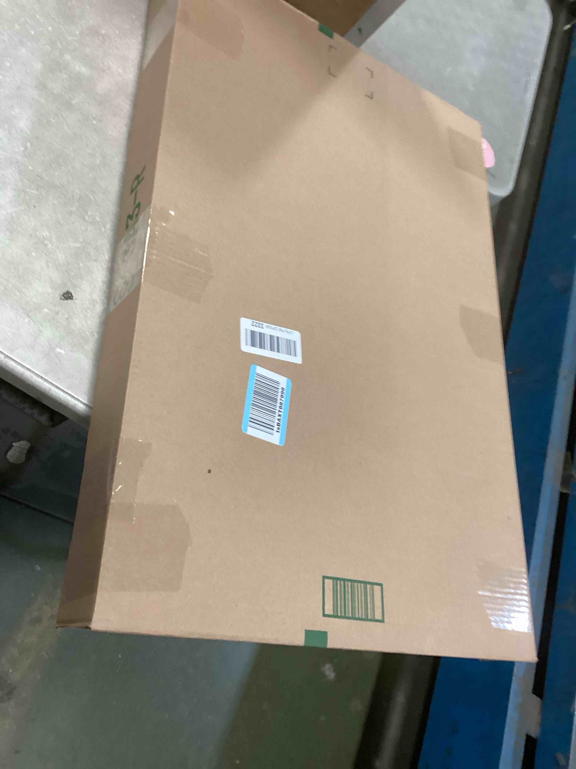 https://s3.amazonaws.com/lotting-images-prod/bidfta/GRA1774626_1739292242344.jpeg