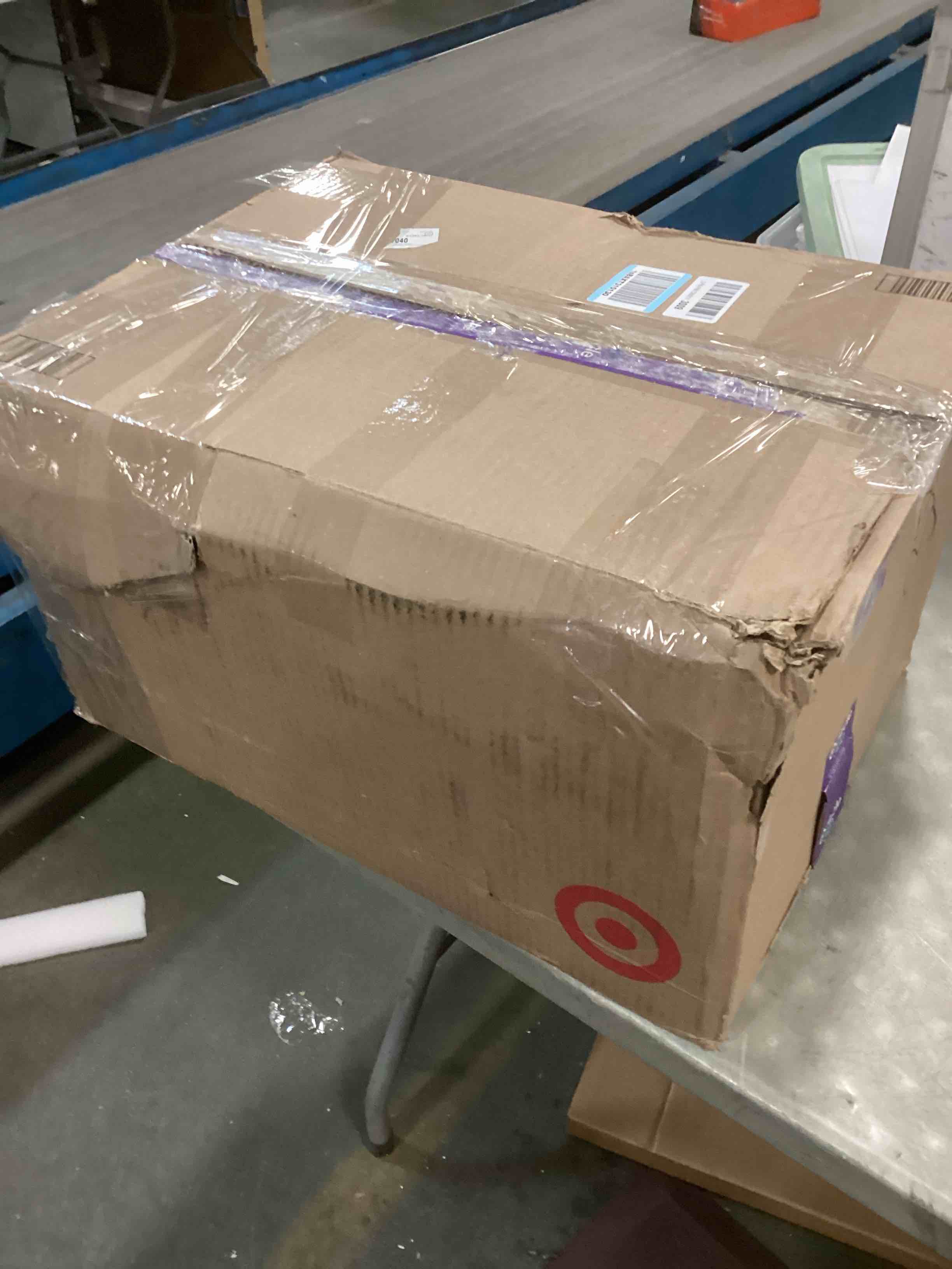https://s3.amazonaws.com/lotting-images-prod/bidfta/GRA1774792_1739373859556.jpeg