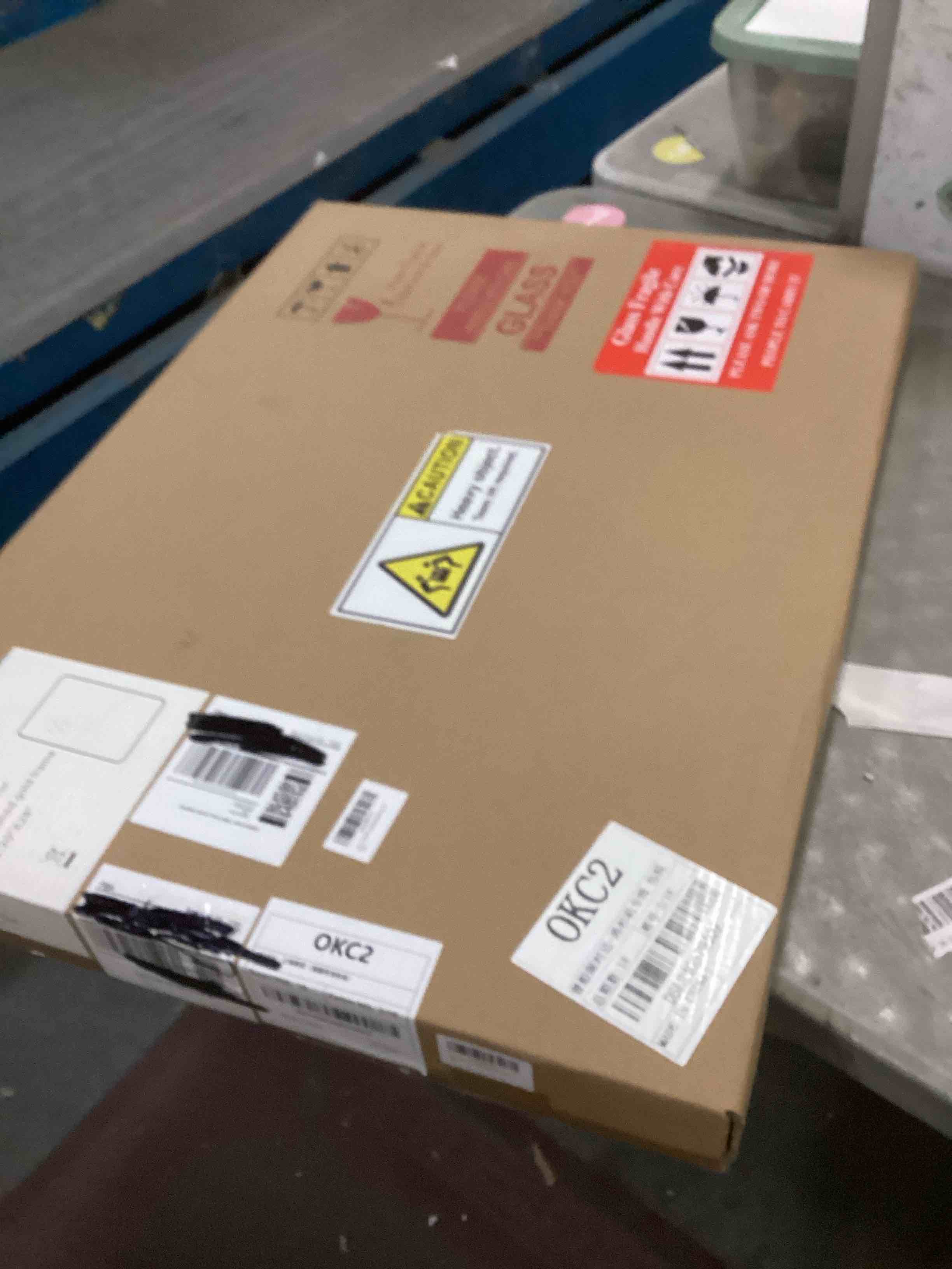 https://s3.amazonaws.com/lotting-images-prod/bidfta/GRA1774891_1739385515720.jpeg