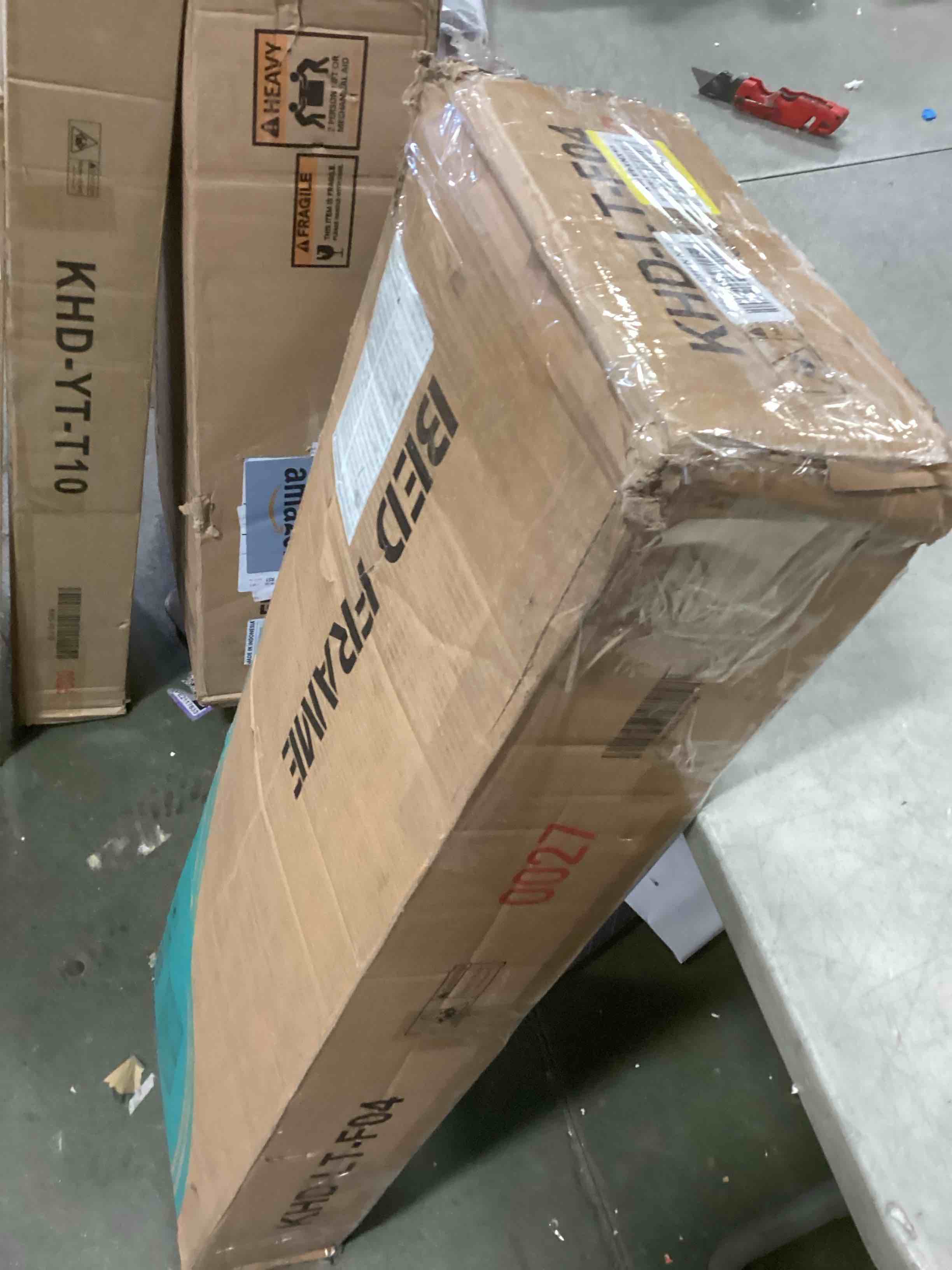 https://s3.amazonaws.com/lotting-images-prod/bidfta/GRA1775602_1739798885711.jpeg