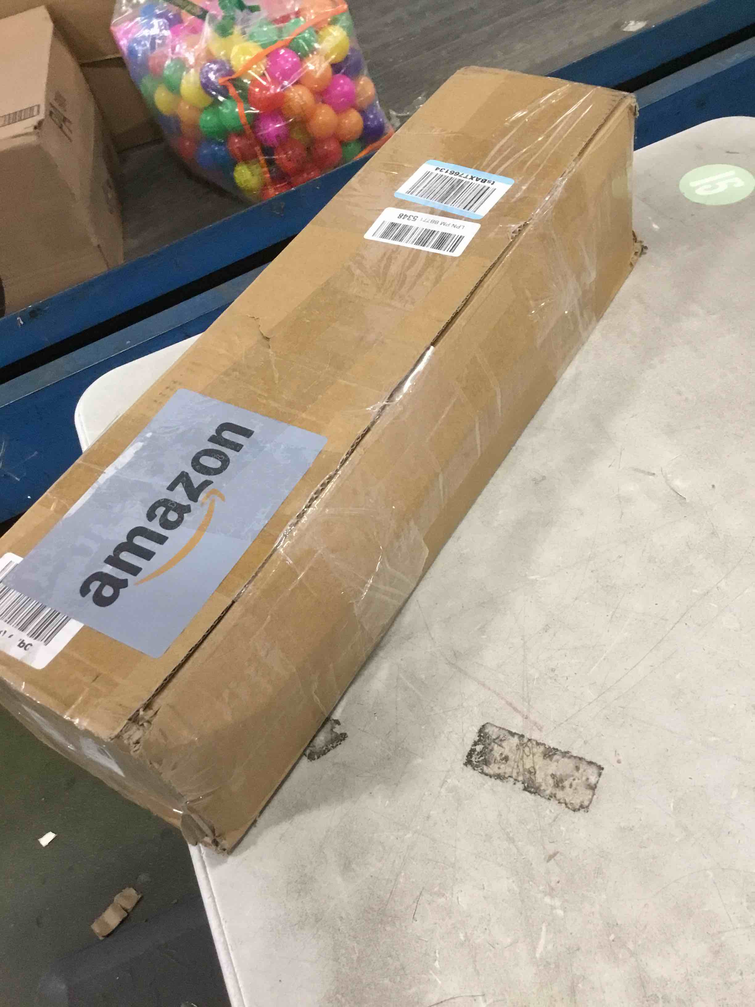 https://s3.amazonaws.com/lotting-images-prod/bidfta/GRA1776847_1740421182175.jpeg