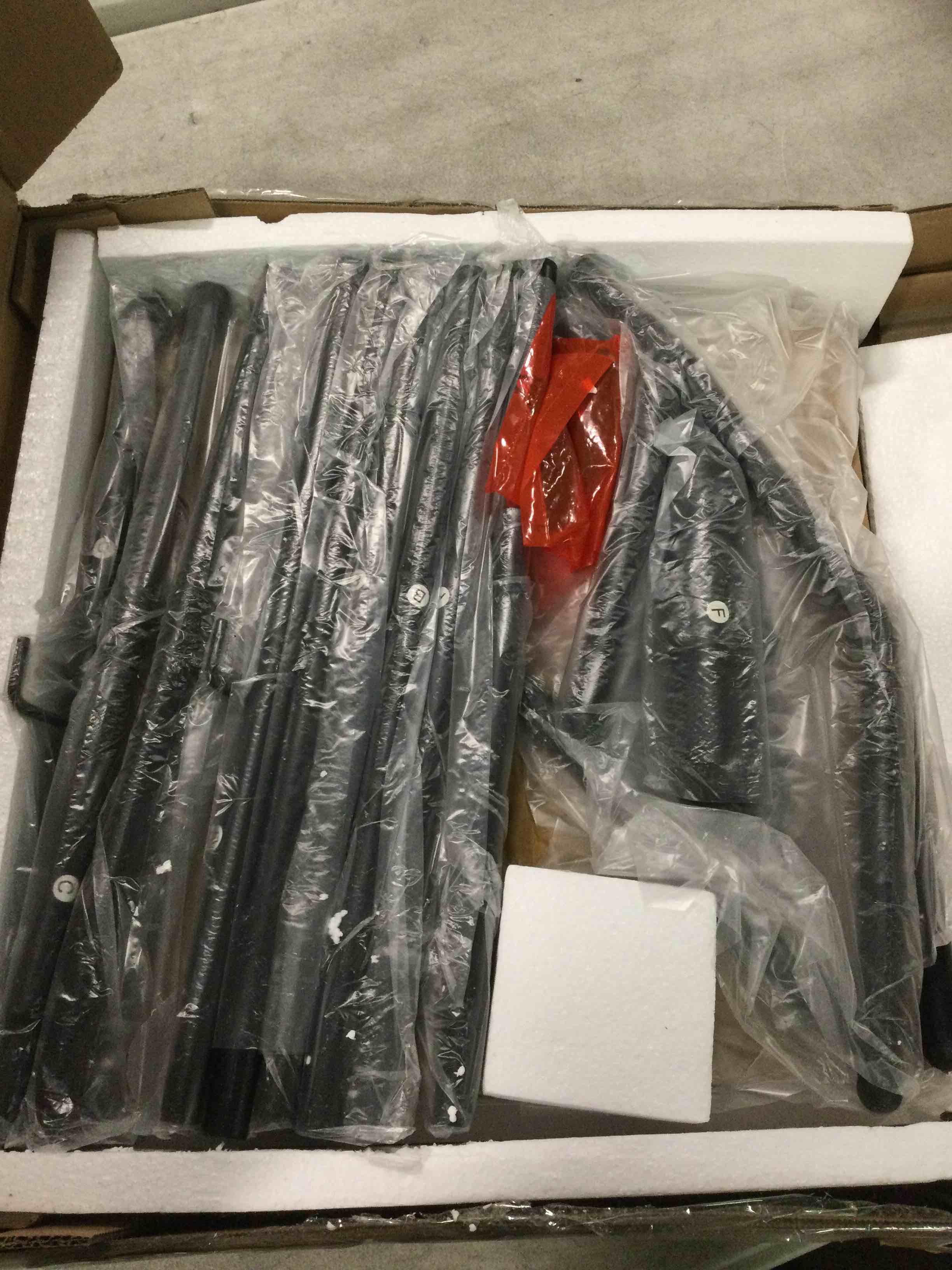 https://s3.amazonaws.com/lotting-images-prod/bidfta/GRA1777021_1736428643927.jpeg