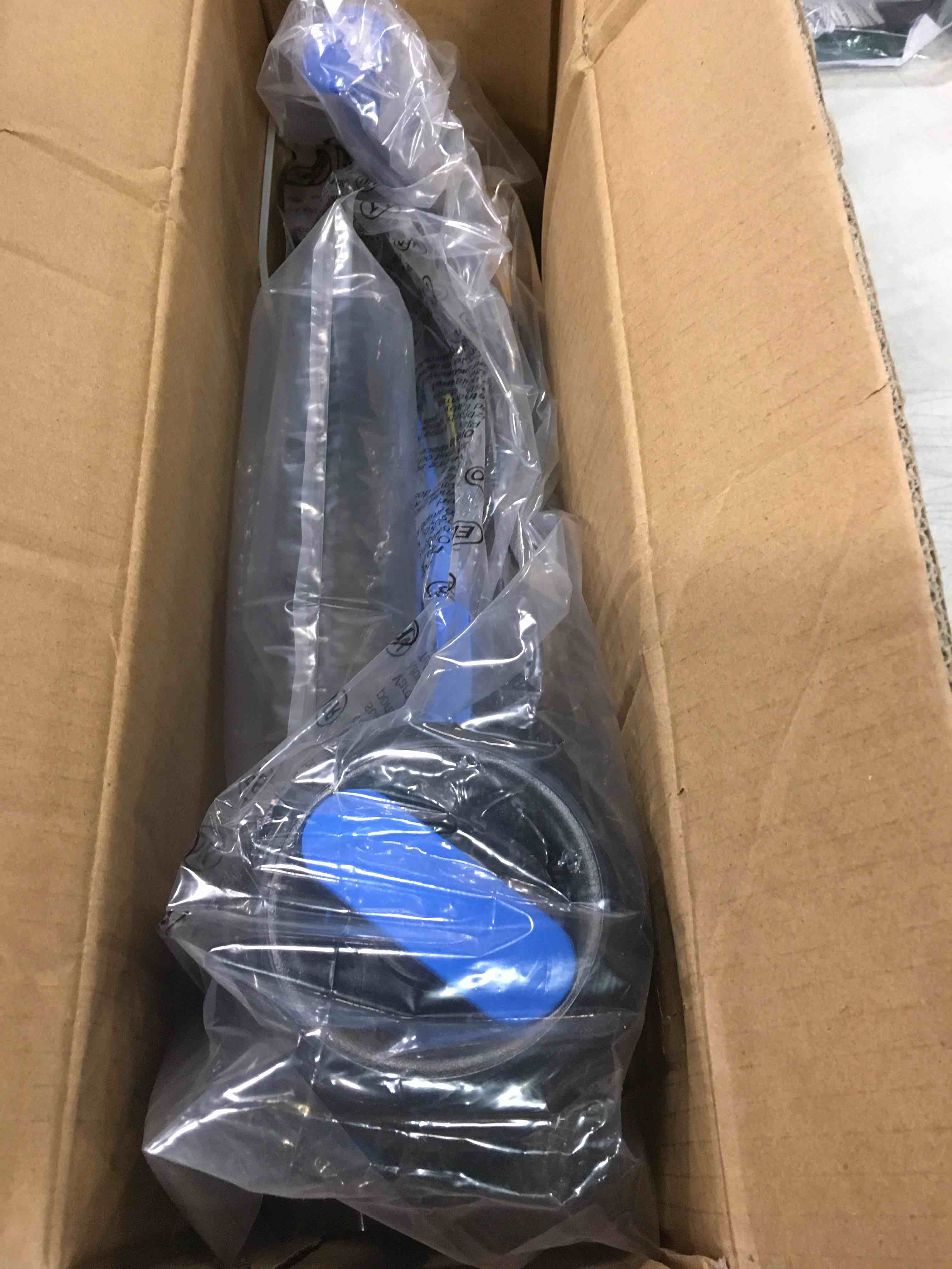 https://s3.amazonaws.com/lotting-images-prod/bidfta/GRA1777134_1736455220846.jpeg