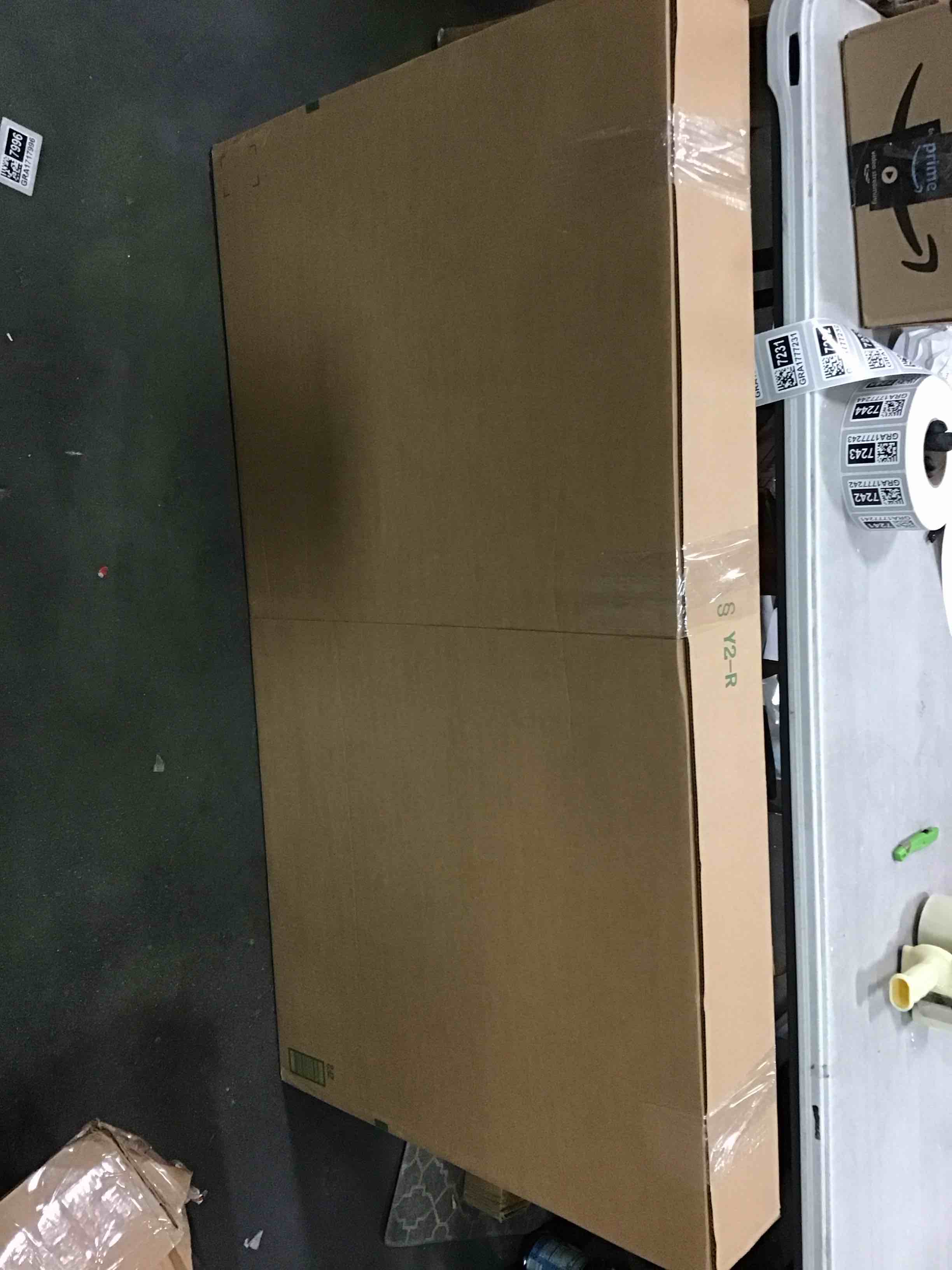 https://s3.amazonaws.com/lotting-images-prod/bidfta/GRA1777228_1736535442030.jpeg