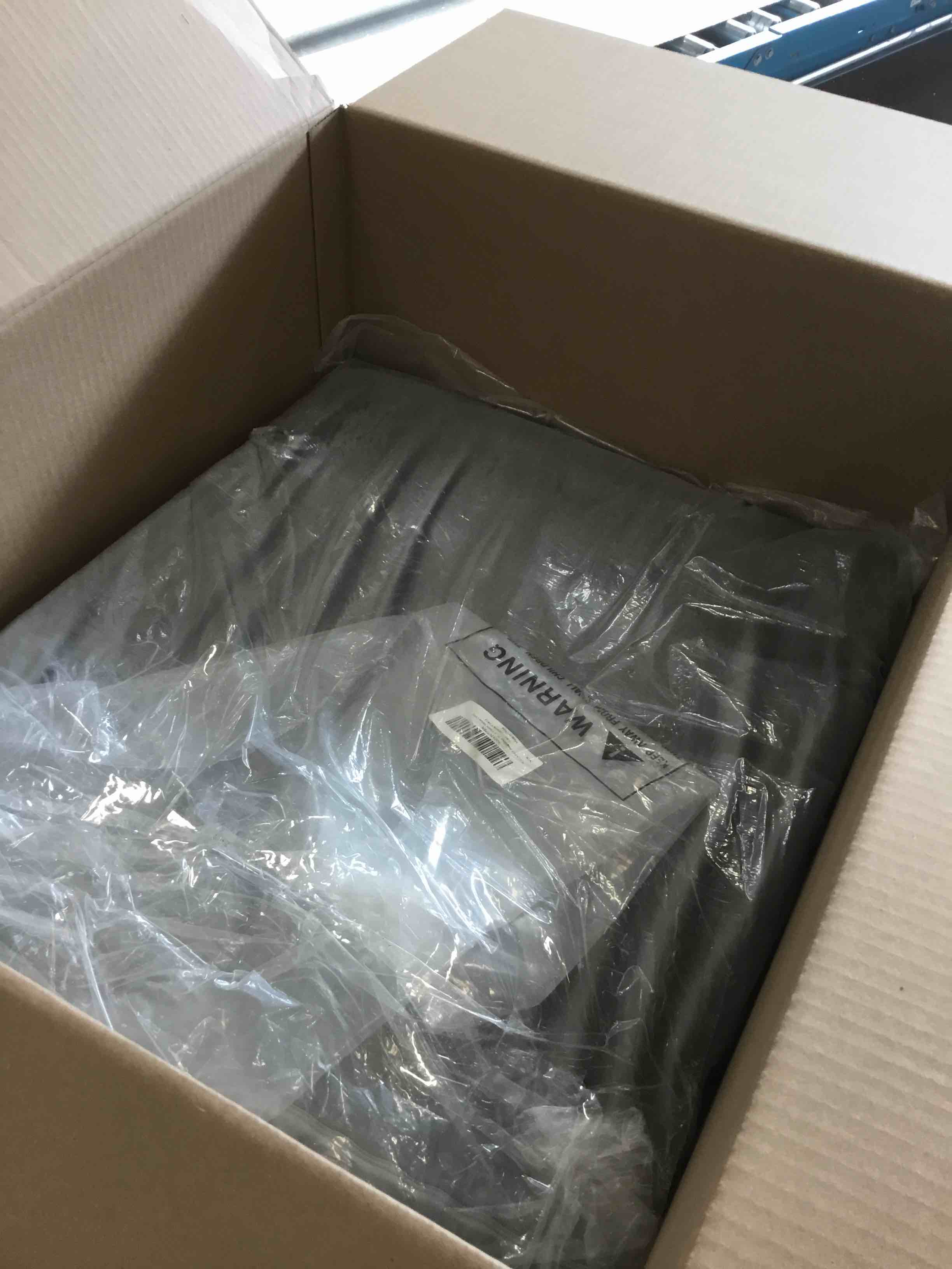 https://s3.amazonaws.com/lotting-images-prod/bidfta/GRA1777470_1737991800157.jpeg