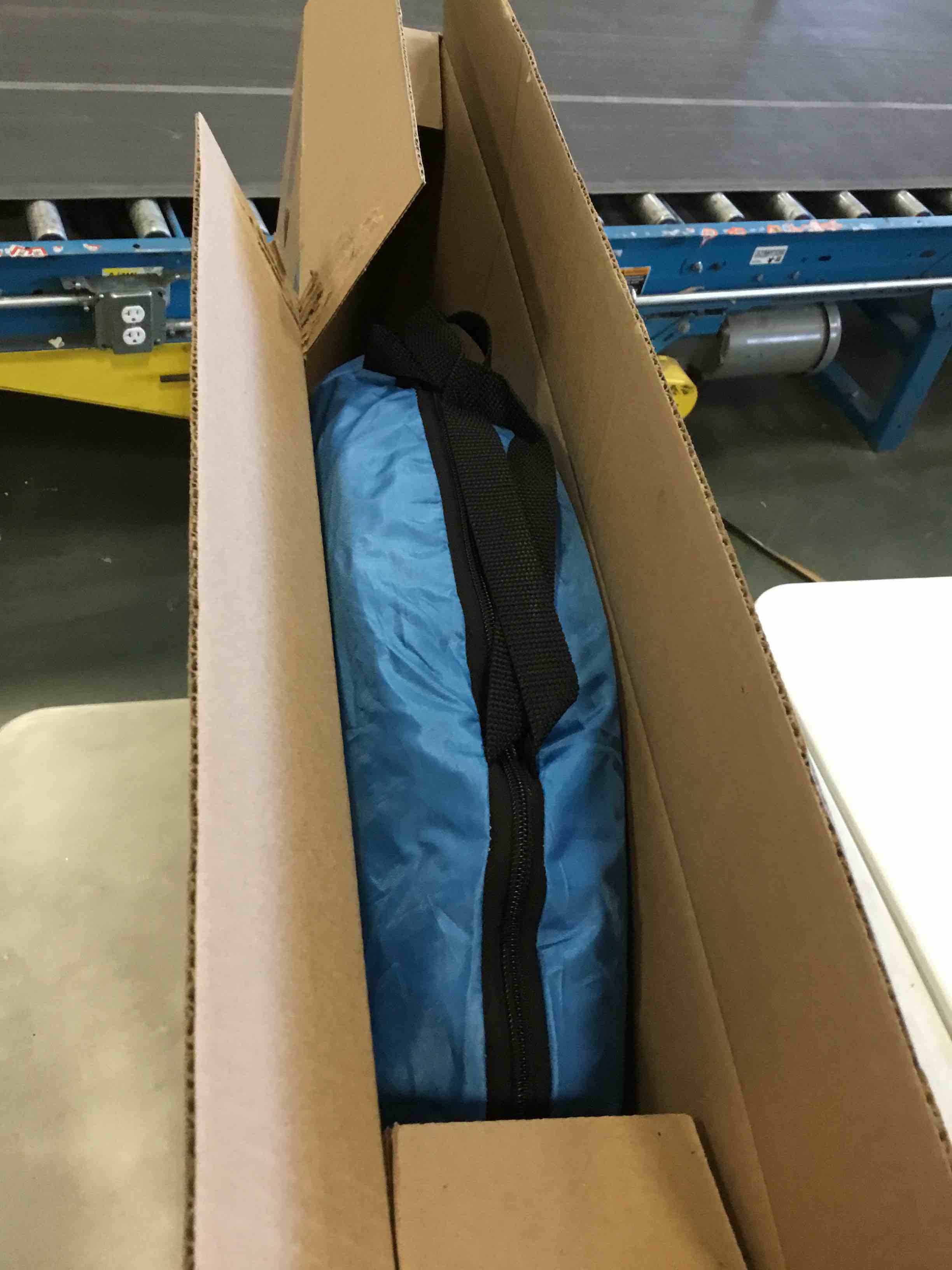 https://s3.amazonaws.com/lotting-images-prod/bidfta/GRA1777631_1738012129102.jpeg