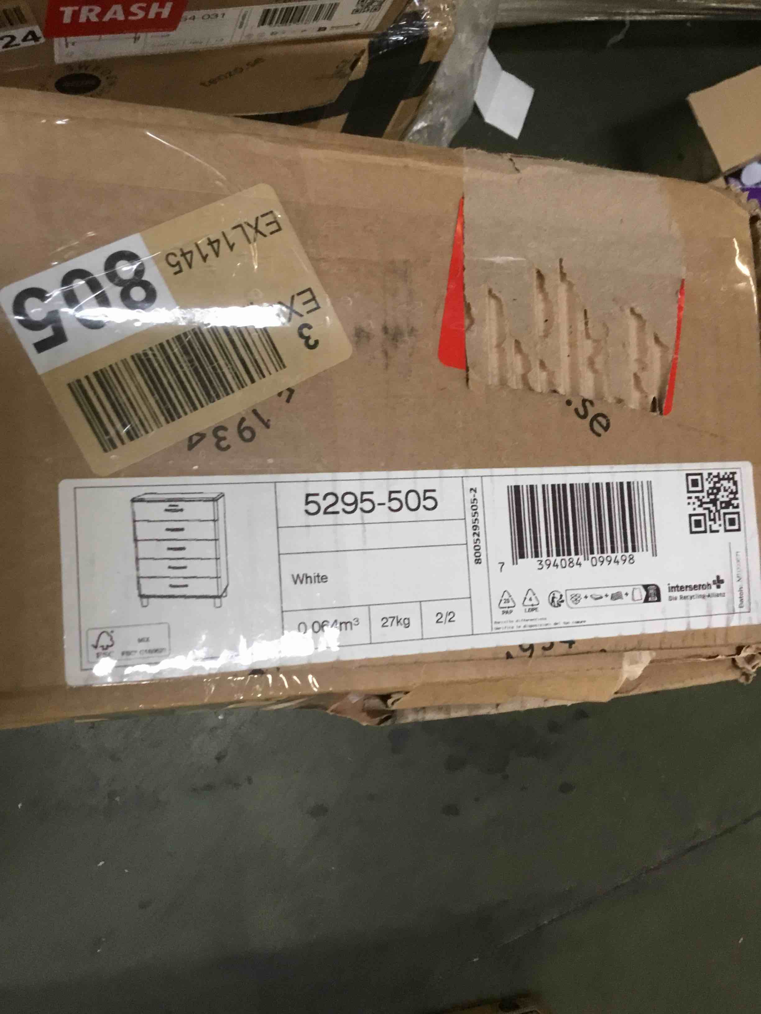 https://s3.amazonaws.com/lotting-images-prod/bidfta/GRA1779131_1741120440573.jpeg
