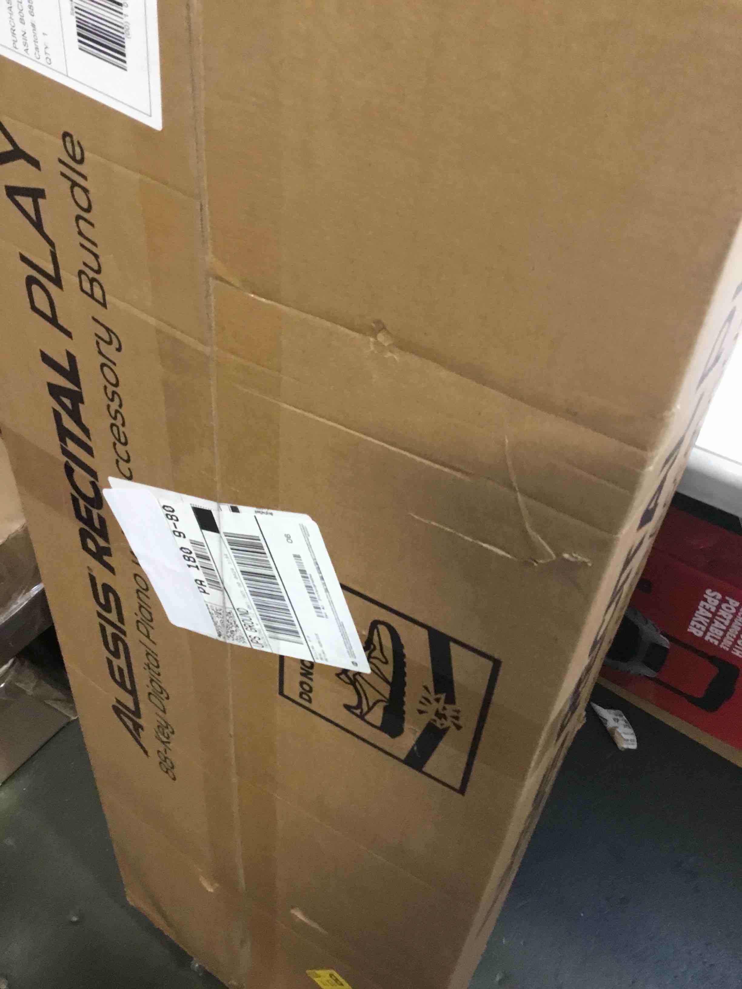 https://s3.amazonaws.com/lotting-images-prod/bidfta/GRA1779371_1741206997279.jpeg