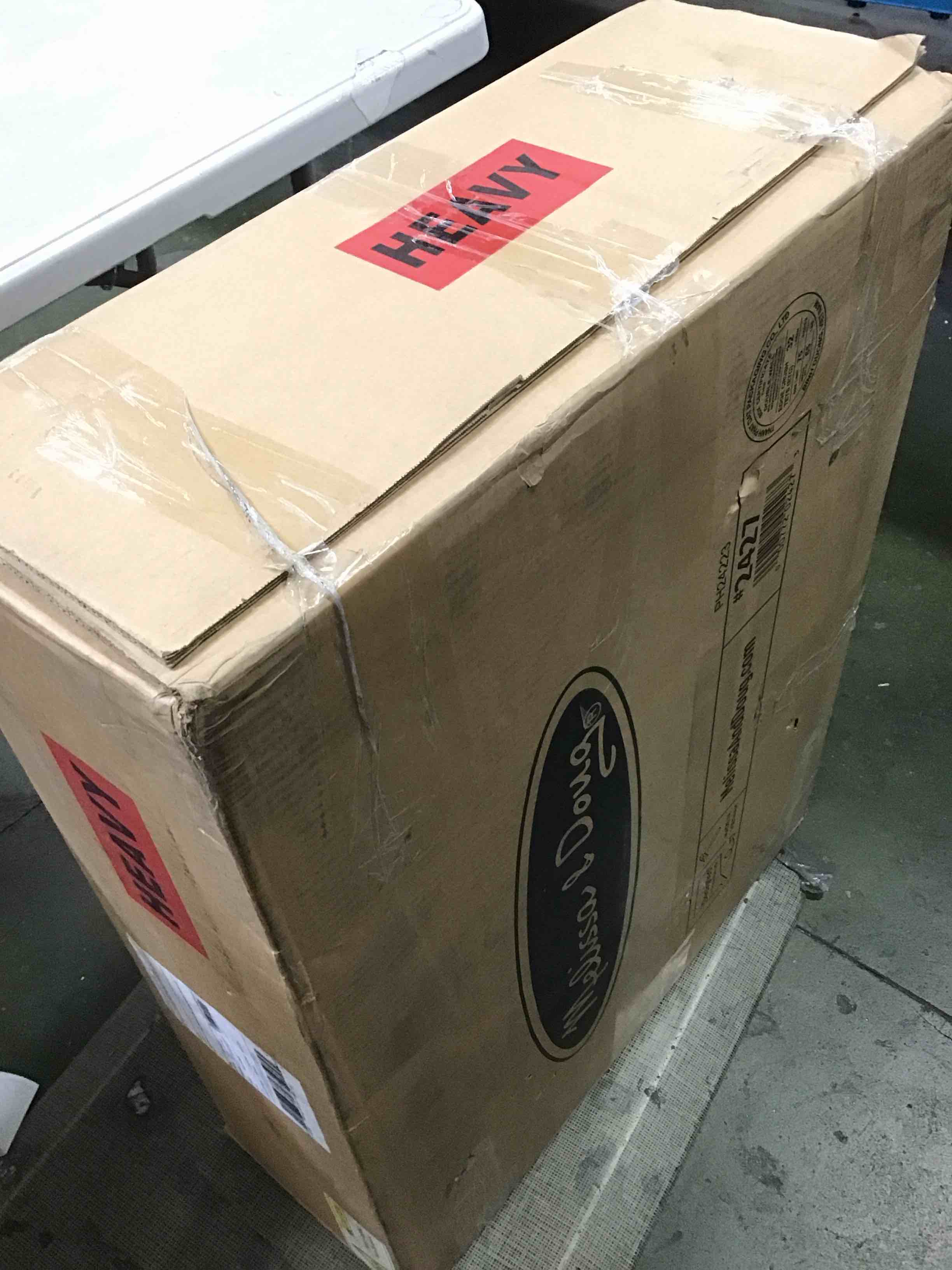 https://s3.amazonaws.com/lotting-images-prod/bidfta/GRA1780905_1740673347609.jpeg