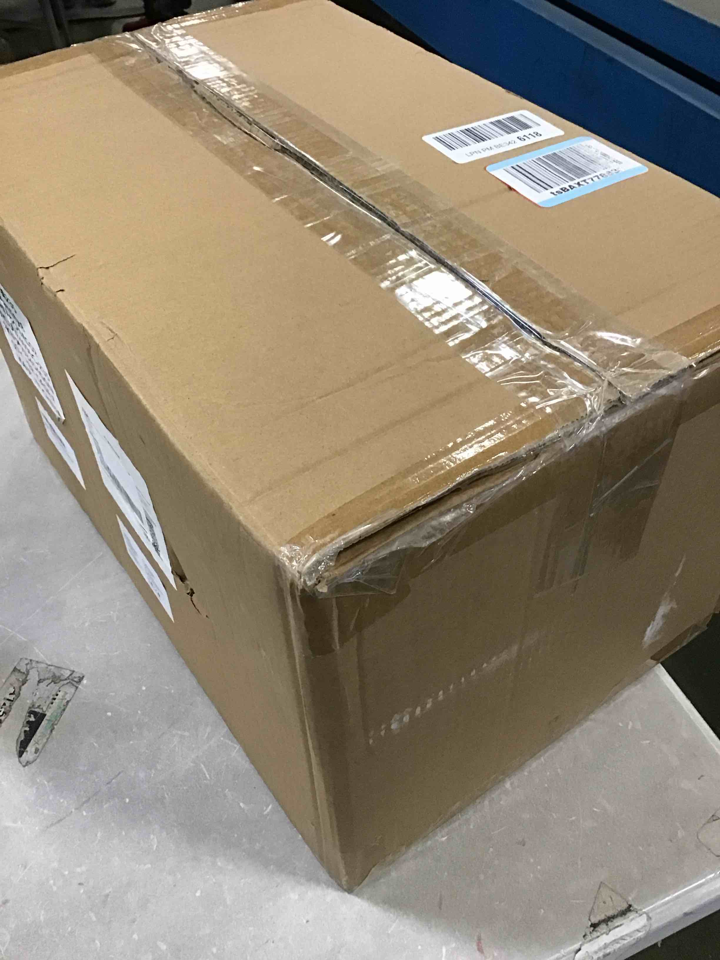 https://s3.amazonaws.com/lotting-images-prod/bidfta/GRA1780953_1740680500089.jpeg