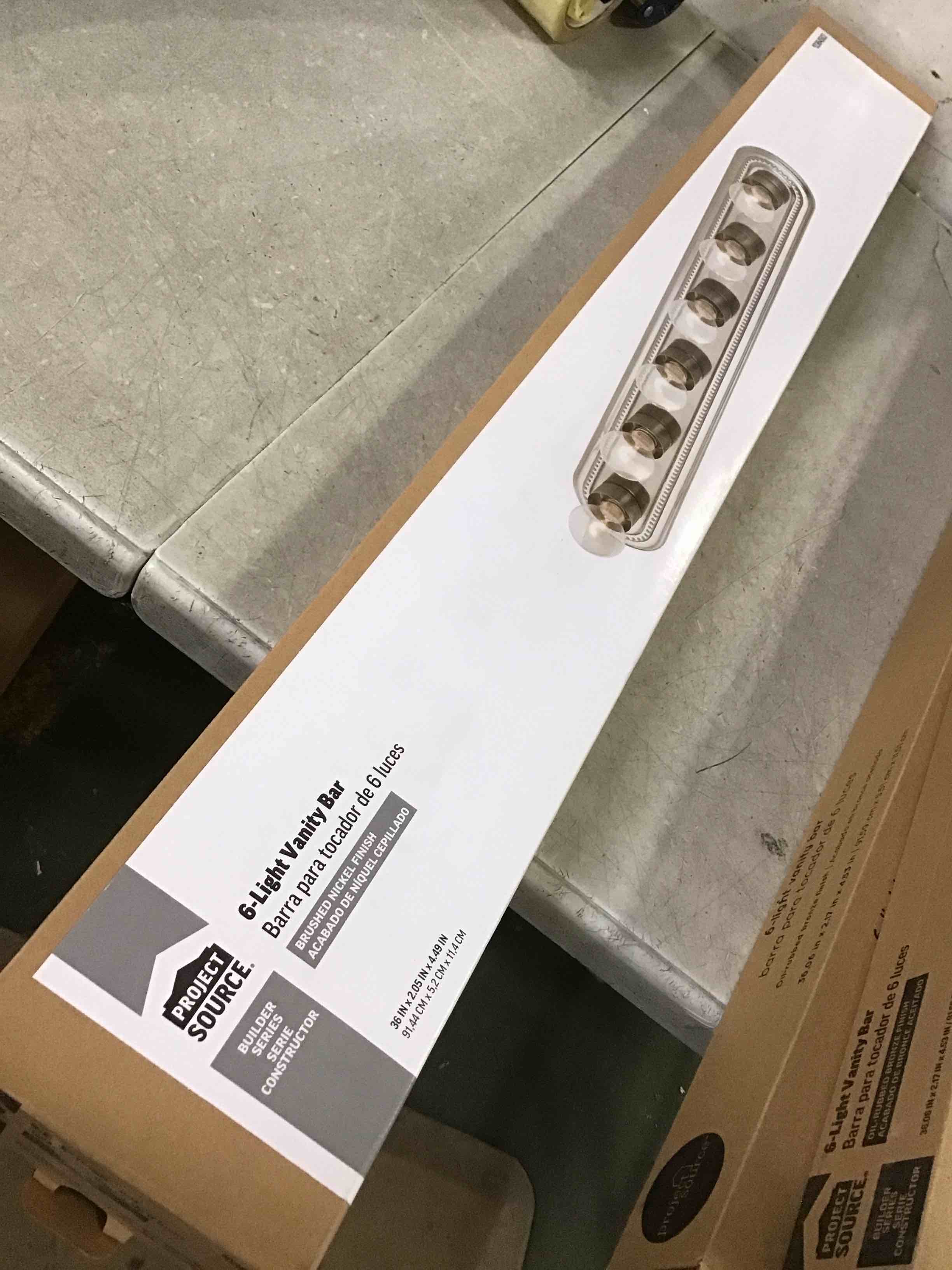 https://s3.amazonaws.com/lotting-images-prod/bidfta/GRA1781263_1740770845235.jpeg