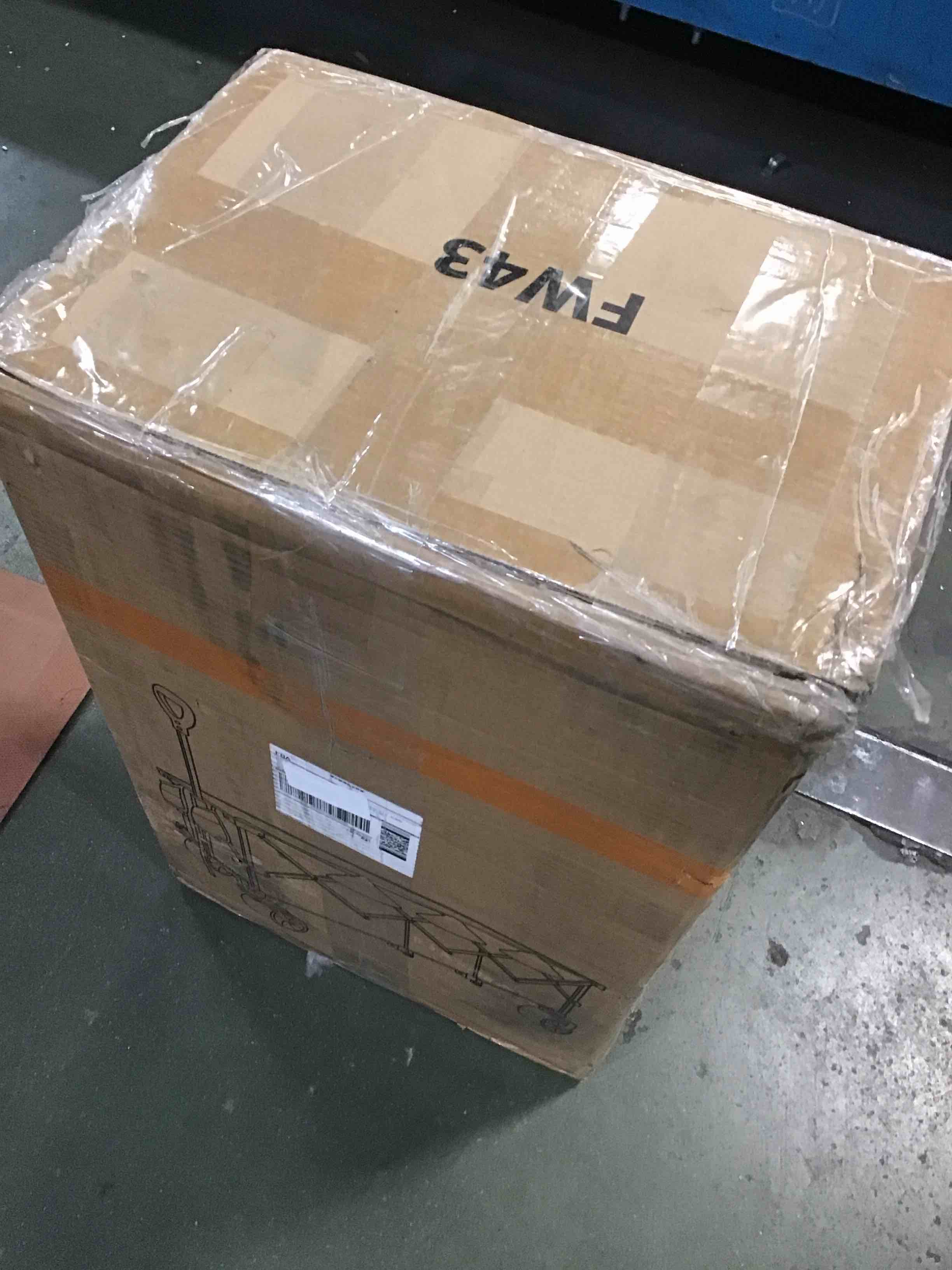 https://s3.amazonaws.com/lotting-images-prod/bidfta/GRA1781593_1741098580701.jpeg