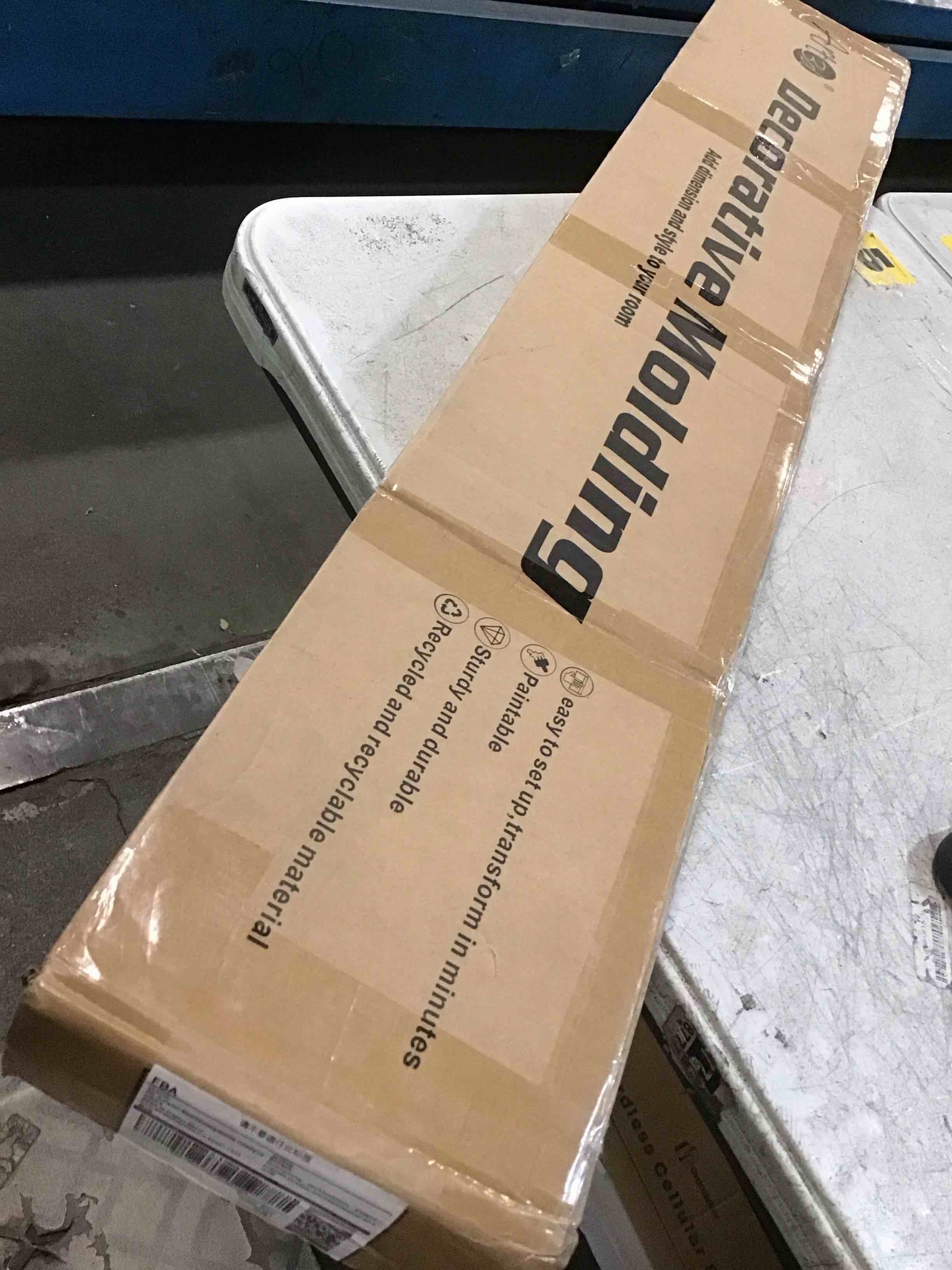 https://s3.amazonaws.com/lotting-images-prod/bidfta/GRA1781830_1741183803644.jpeg