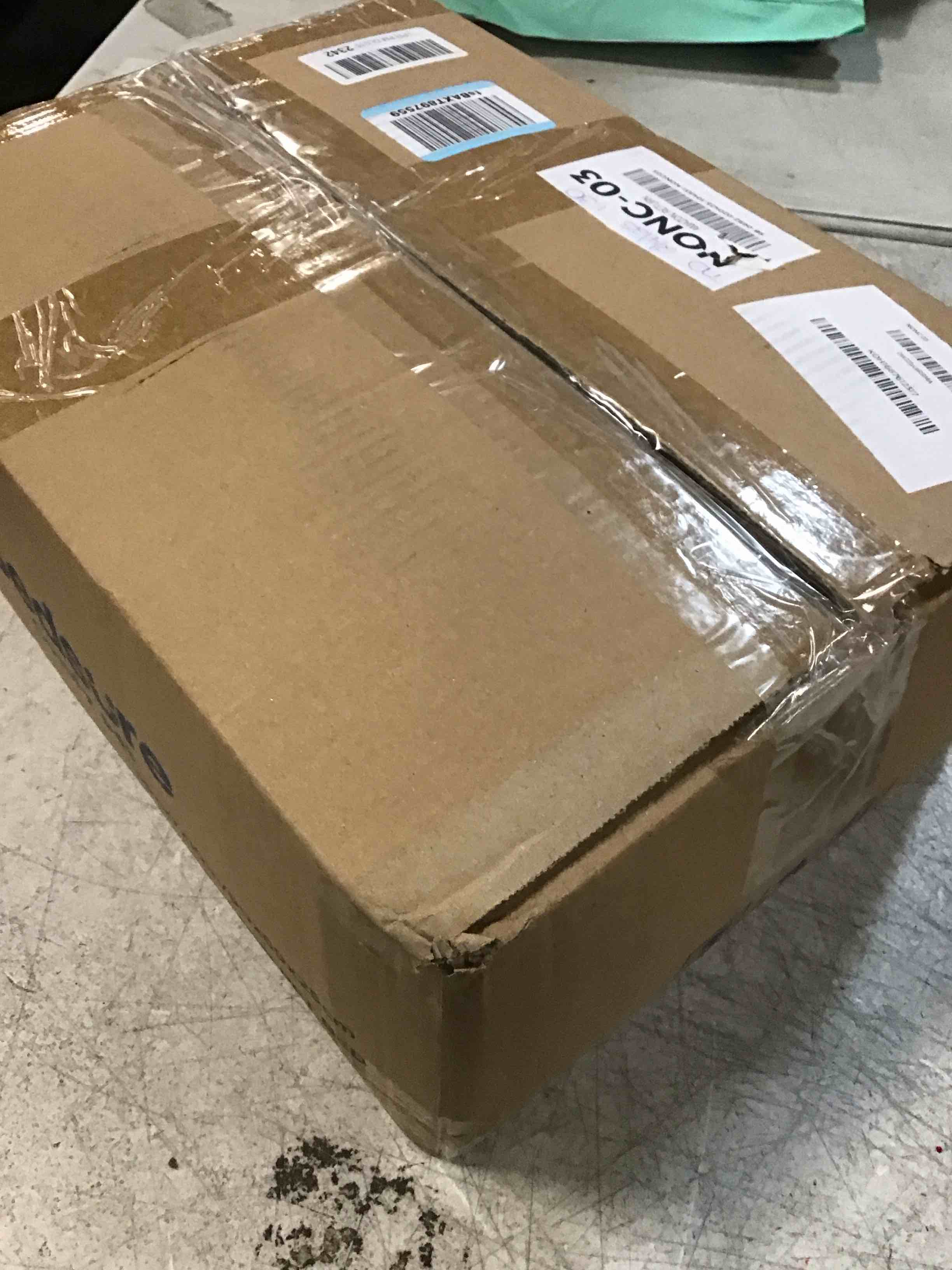 https://s3.amazonaws.com/lotting-images-prod/bidfta/GRA1781858_1741188114838.jpeg