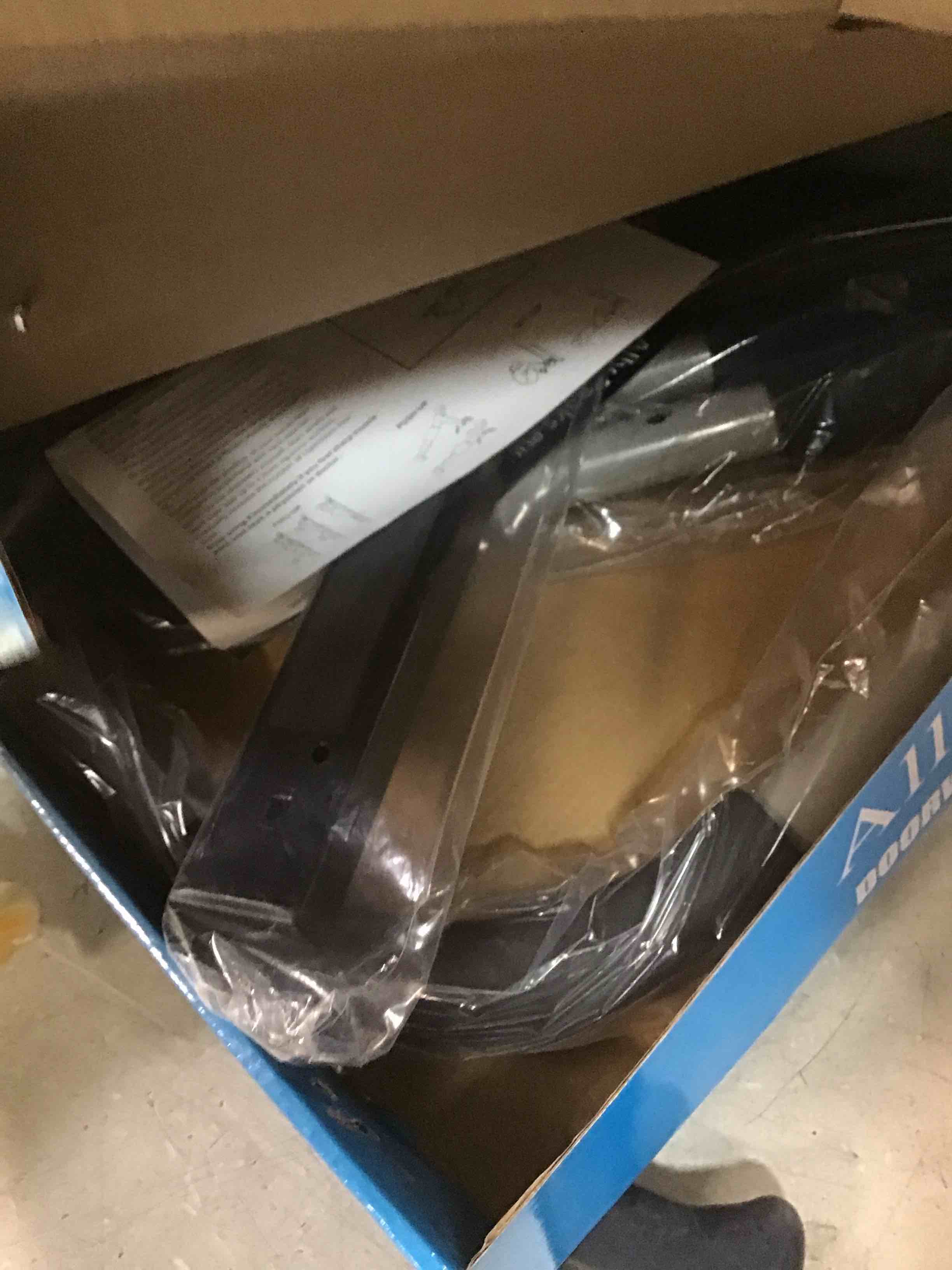 https://s3.amazonaws.com/lotting-images-prod/bidfta/GRA1782200_1741288434474.jpeg