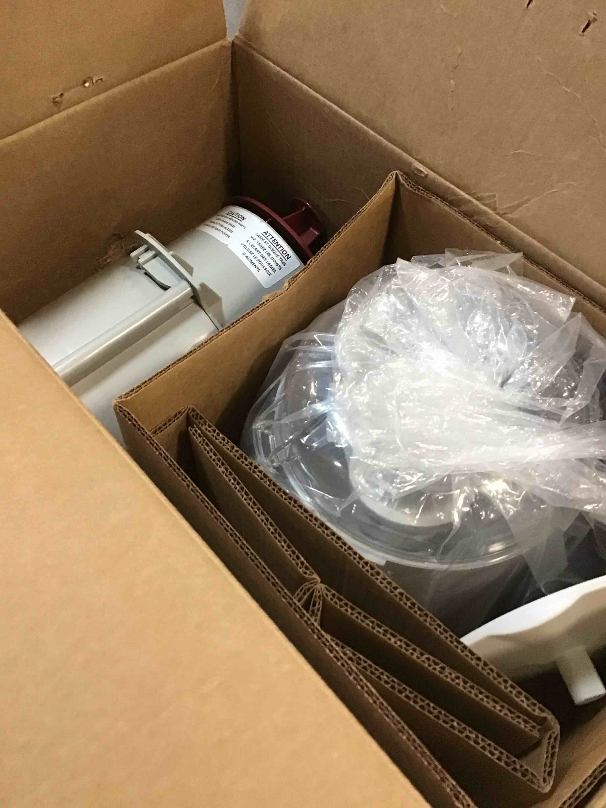 https://s3.amazonaws.com/lotting-images-prod/bidfta/GRA1782813_1741619973892.jpeg