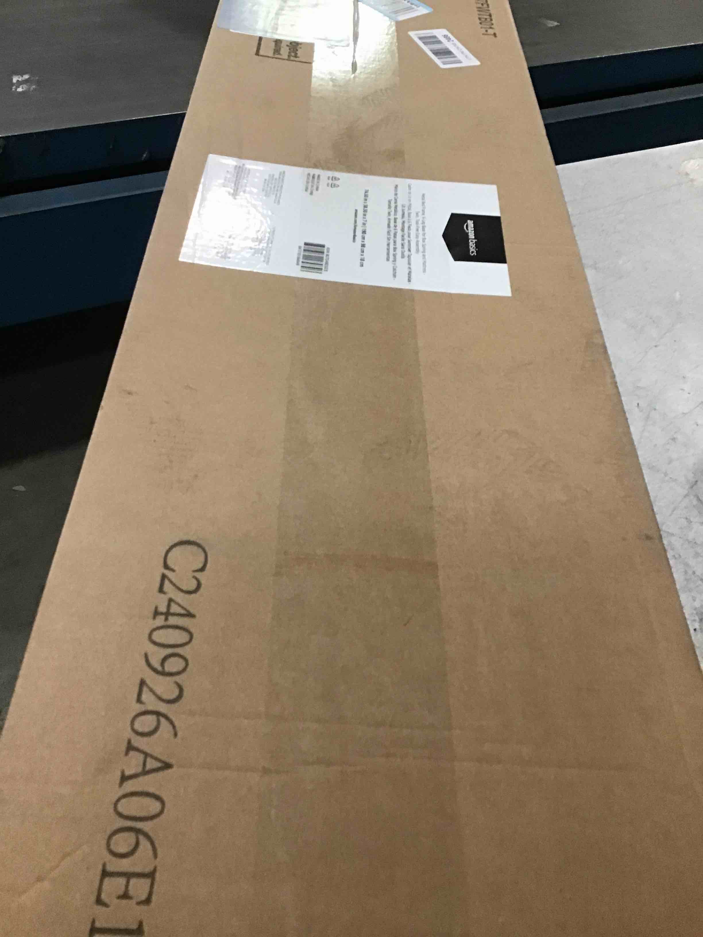 https://s3.amazonaws.com/lotting-images-prod/bidfta/GRA1785926_1738862857346.jpeg