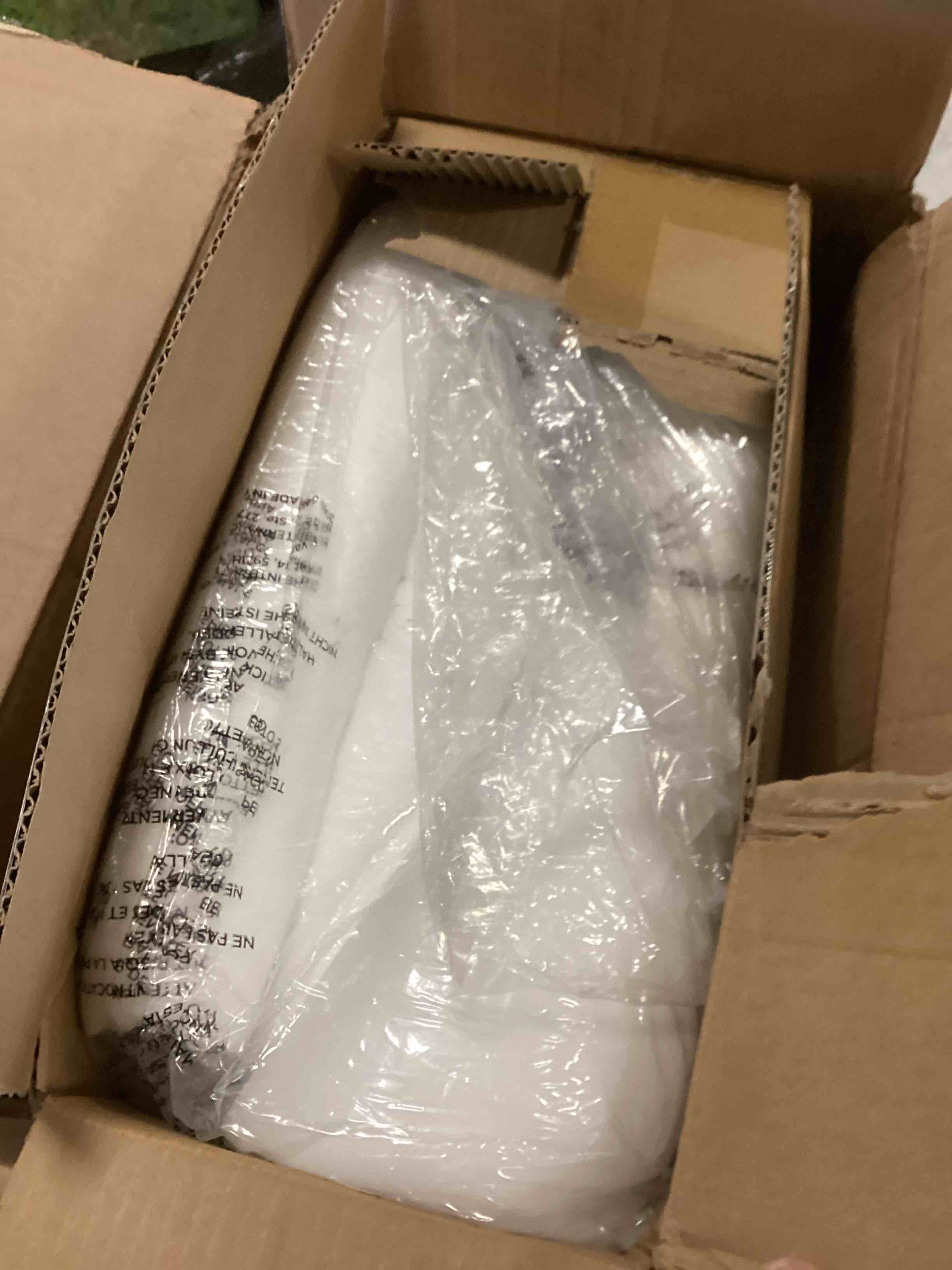 https://s3.amazonaws.com/lotting-images-prod/bidfta/GRA1786305_1736432461389.jpeg