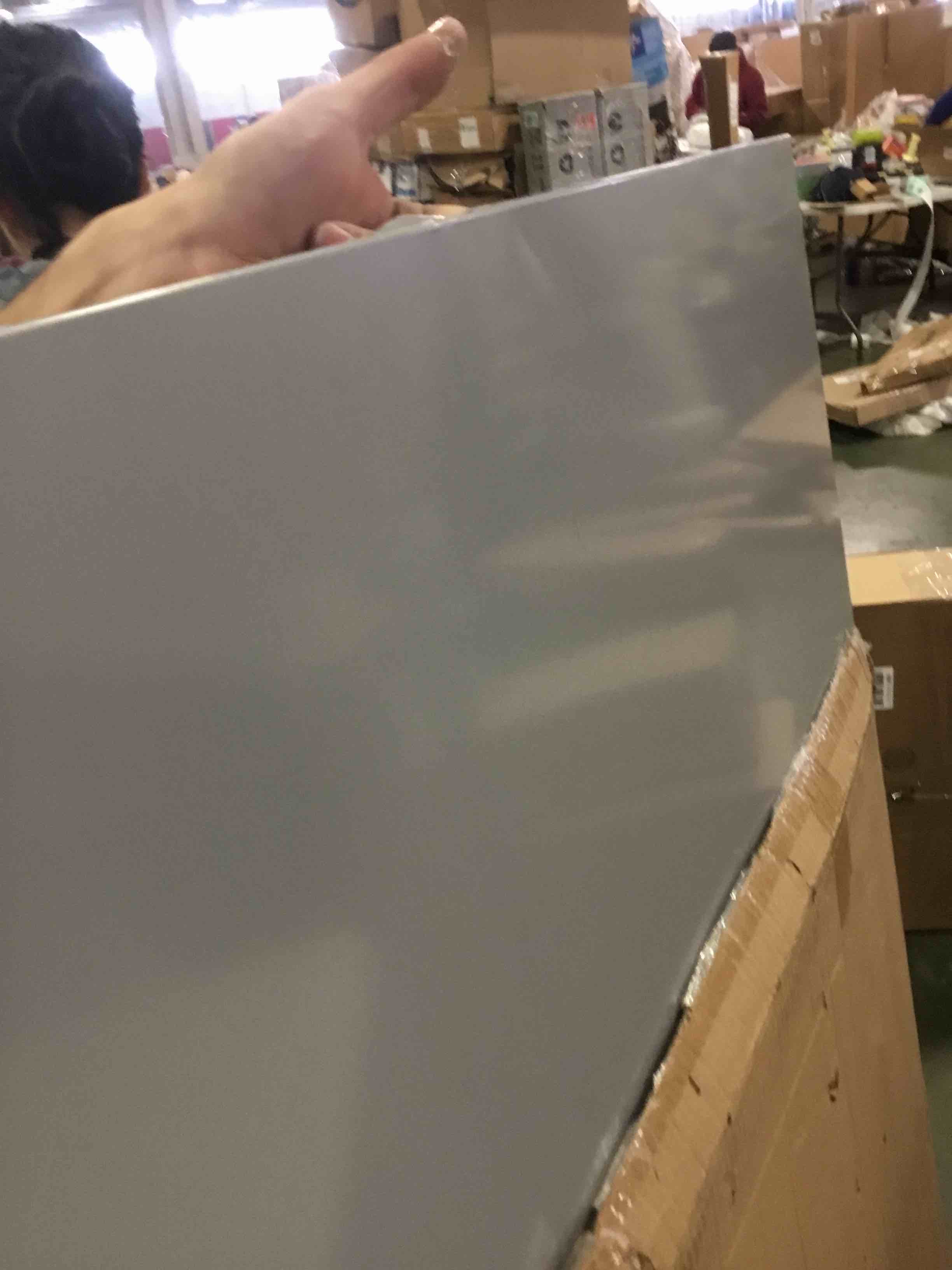https://s3.amazonaws.com/lotting-images-prod/bidfta/GRA1786821_1736784922471.jpeg
